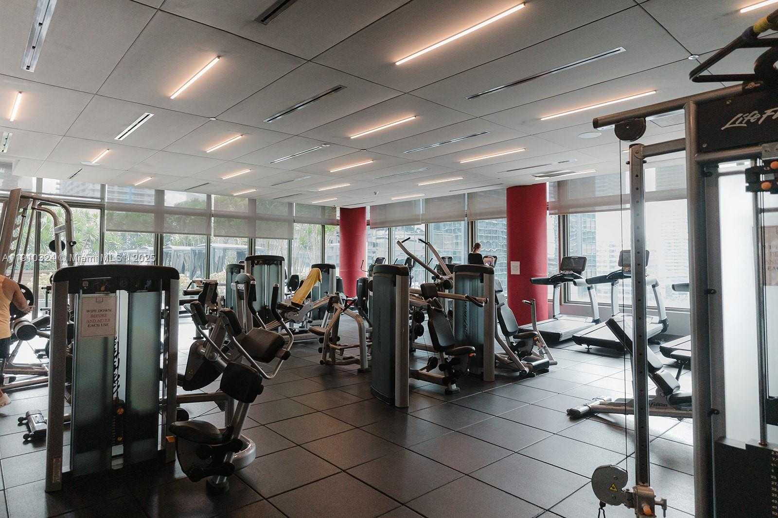 Small Image of 1080 BRICKELL AVE #3309, Miami Number 5