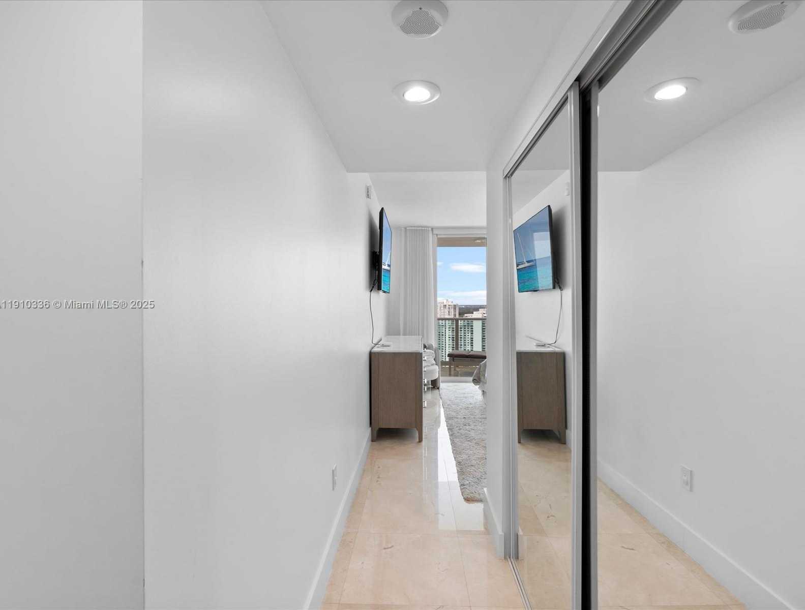 Small Image of 3301 NORTH EAST 183RD ST #2706, Aventura Number 23