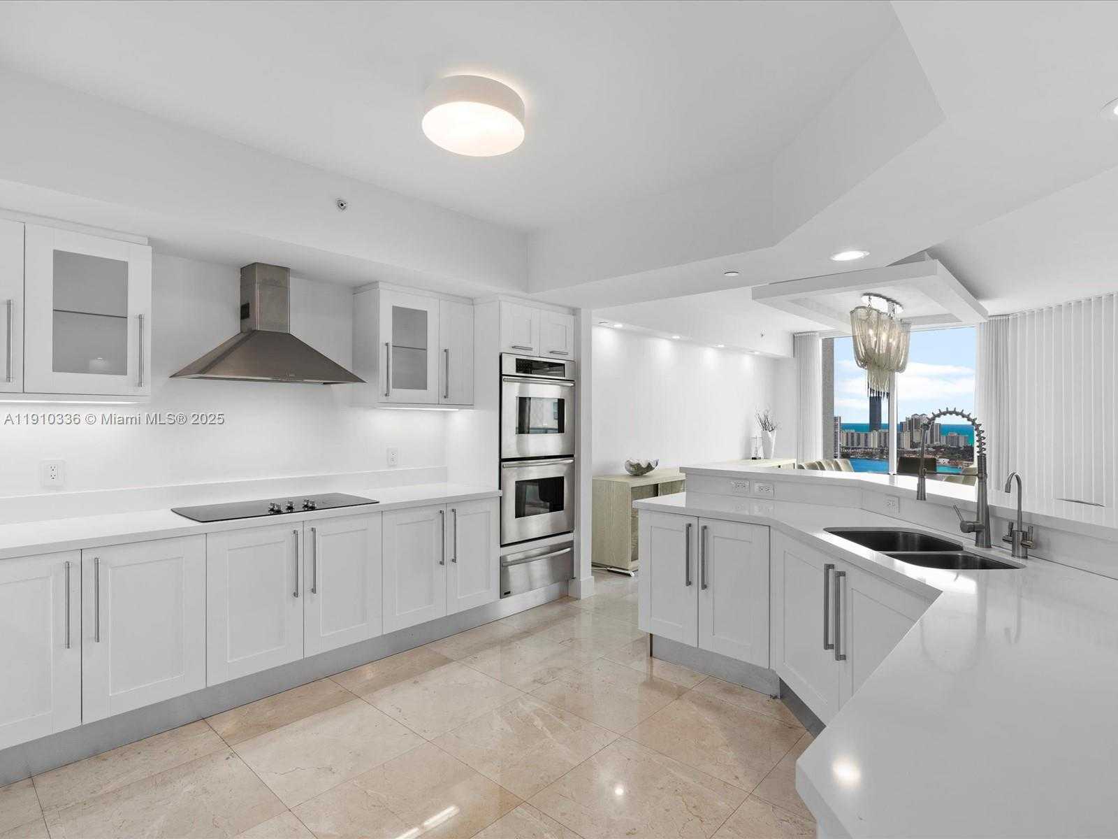 Small Image of 3301 NORTH EAST 183RD ST #2706, Aventura Number 7