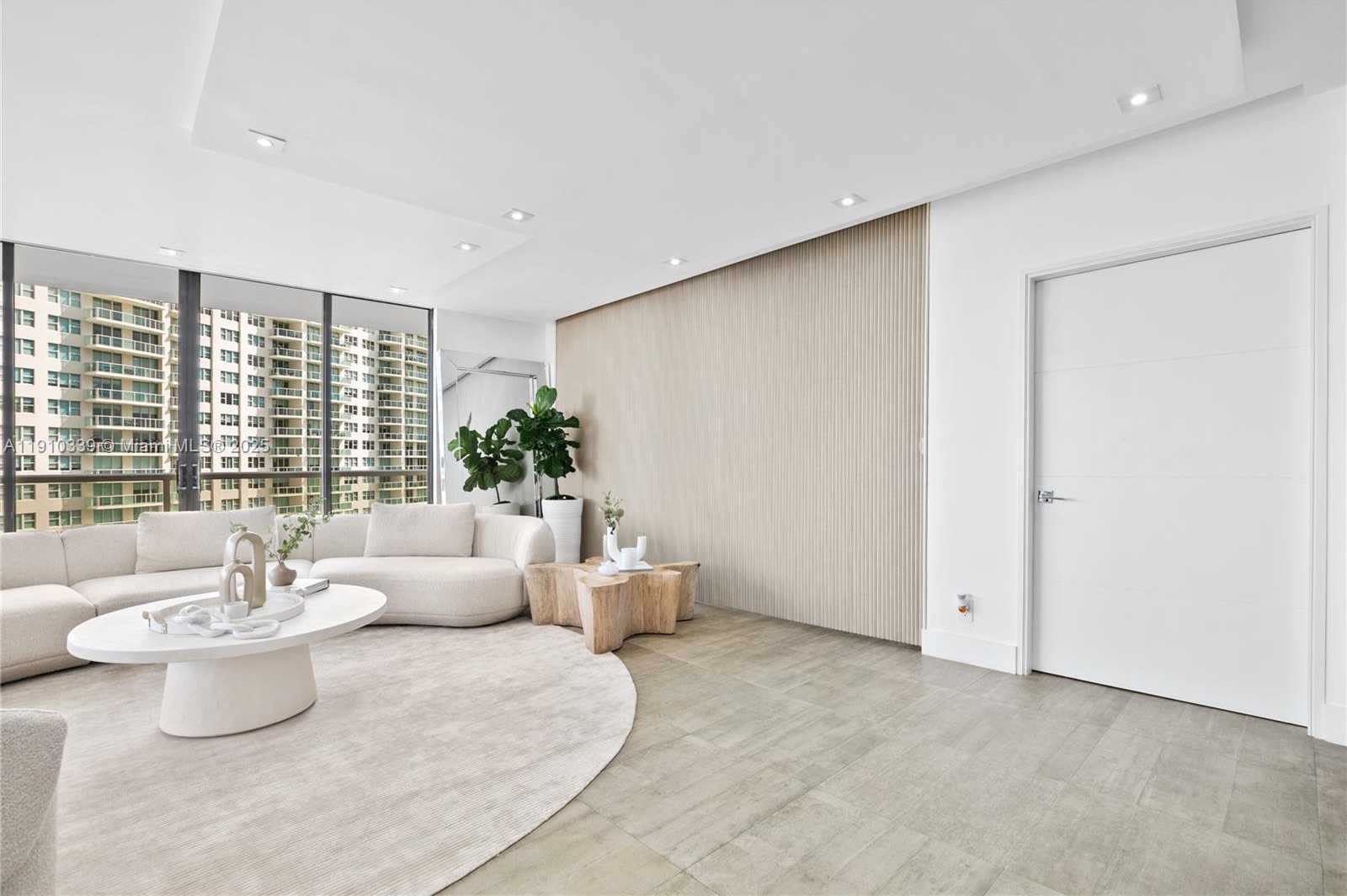 Small Image of 20281 EAST COUNTRY CLUB DR #808, Aventura Number 12