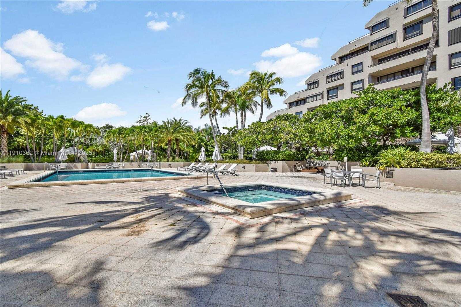 Small Image of 151 CRANDON BLVD #1136, Key Biscayne Number 2