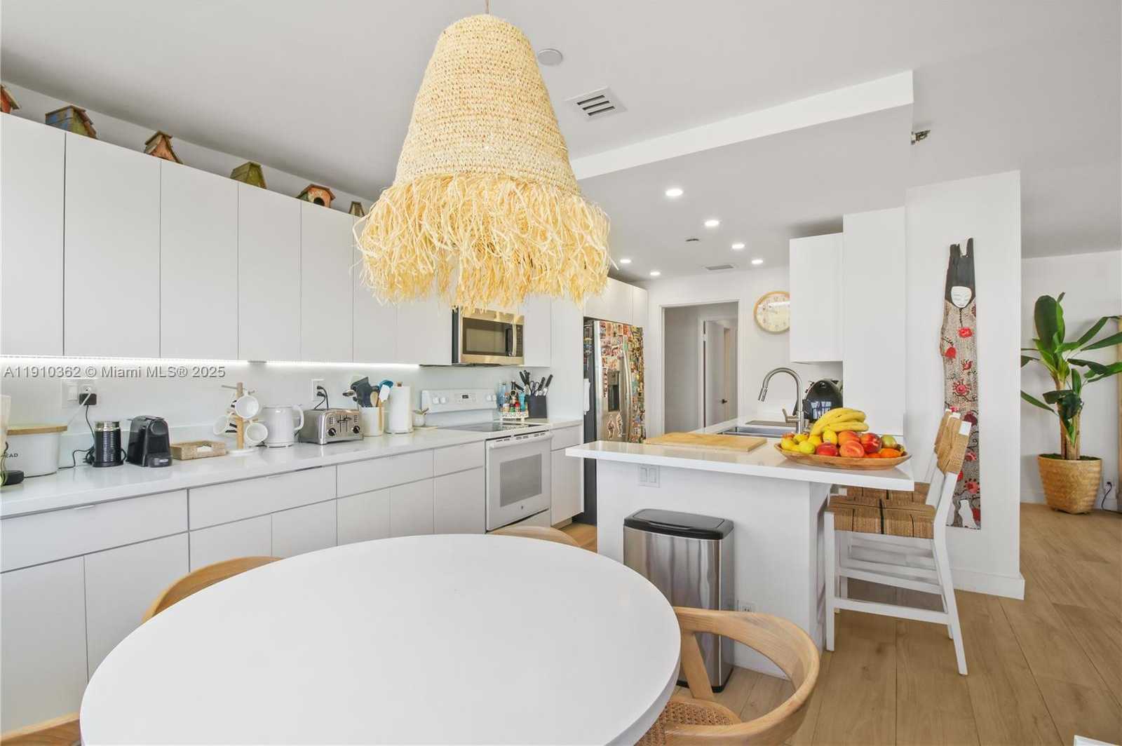 Small Image of 151 CRANDON BLVD #1136, Key Biscayne Number 29