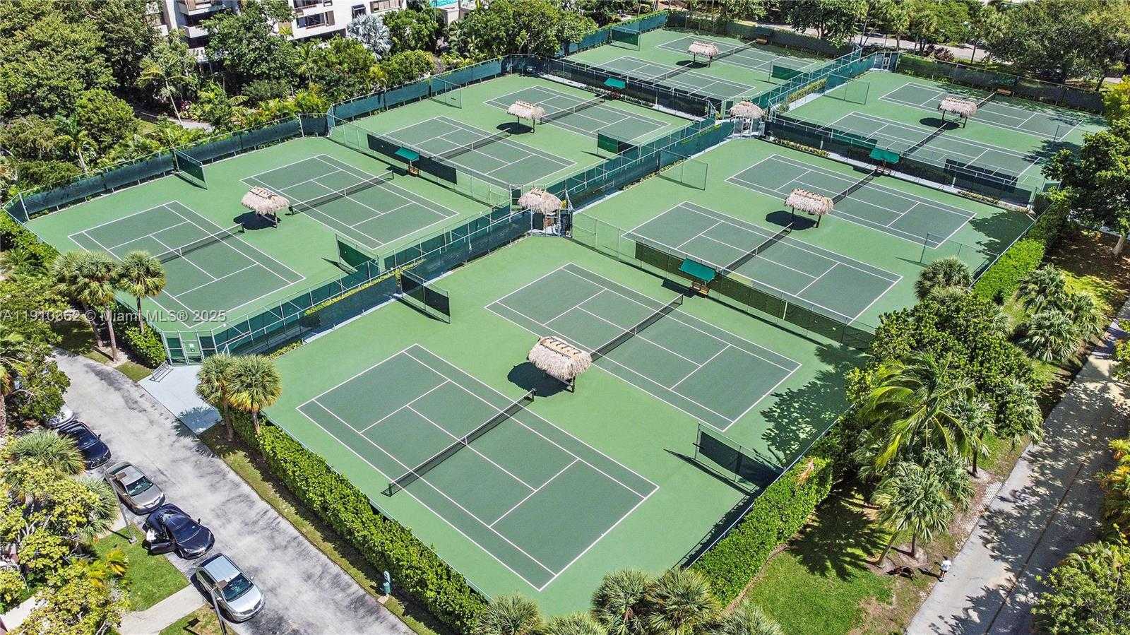 Small Image of 151 CRANDON BLVD #1136, Key Biscayne Number 5