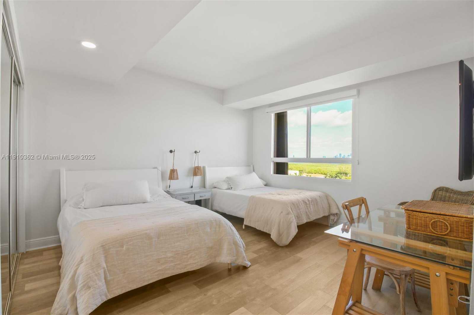 Small Image of 151 CRANDON BLVD #1136, Key Biscayne Number 50