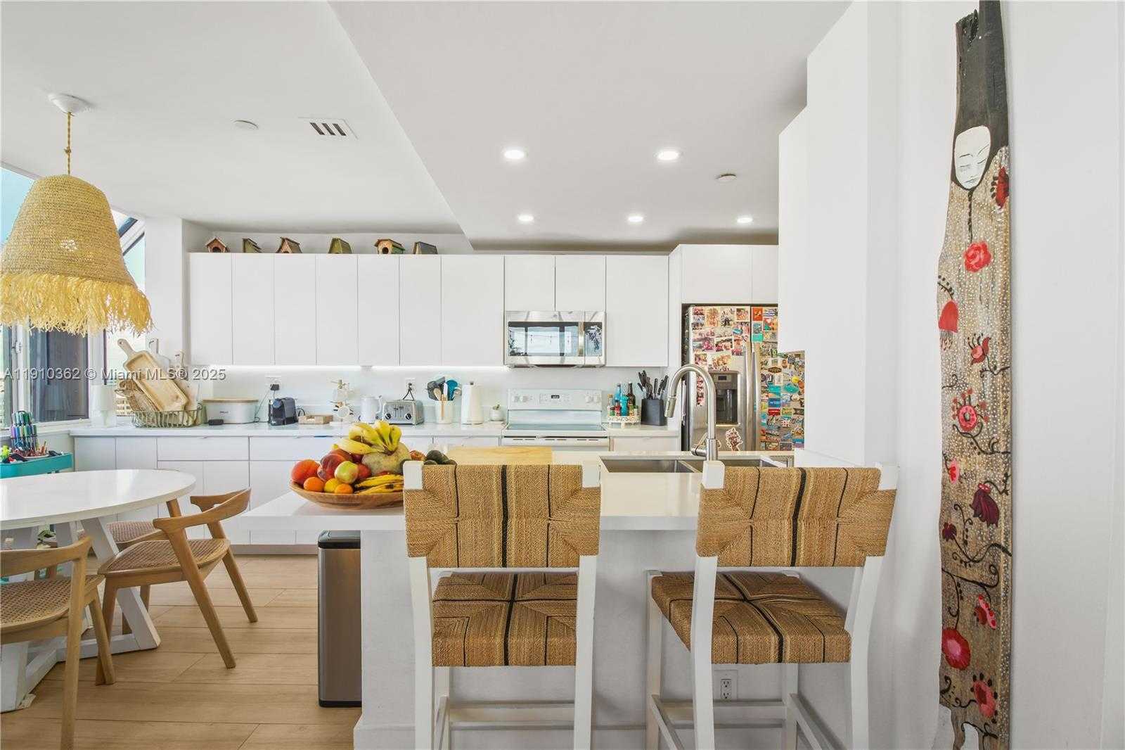 Small Image of 151 CRANDON BLVD #1136, Key Biscayne Number 52