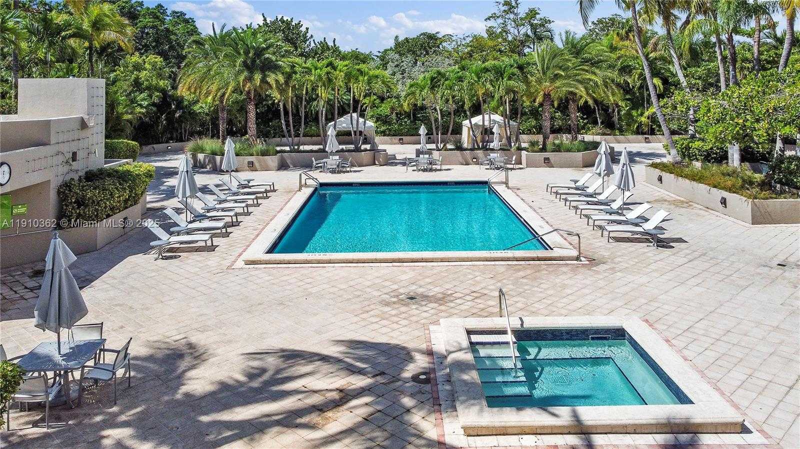 Small Image of 151 CRANDON BLVD #1136, Key Biscayne Number 9