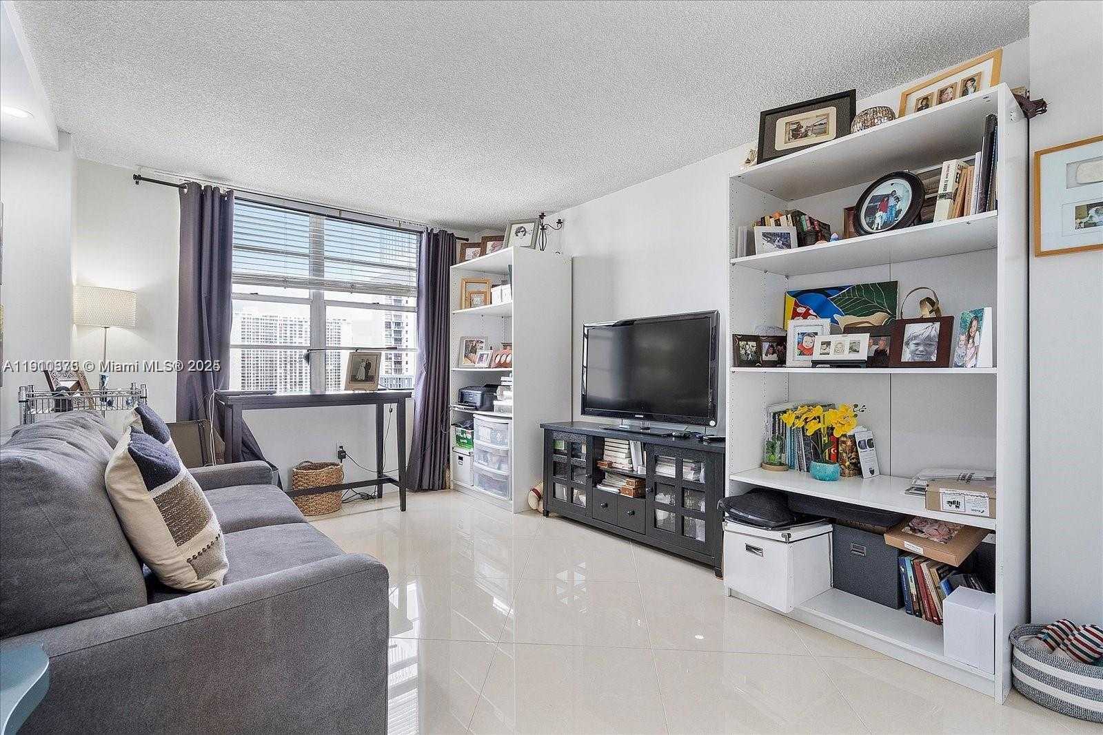 Small Image of 2851 NORTH EAST 183RD ST #1717E, Aventura Number 12