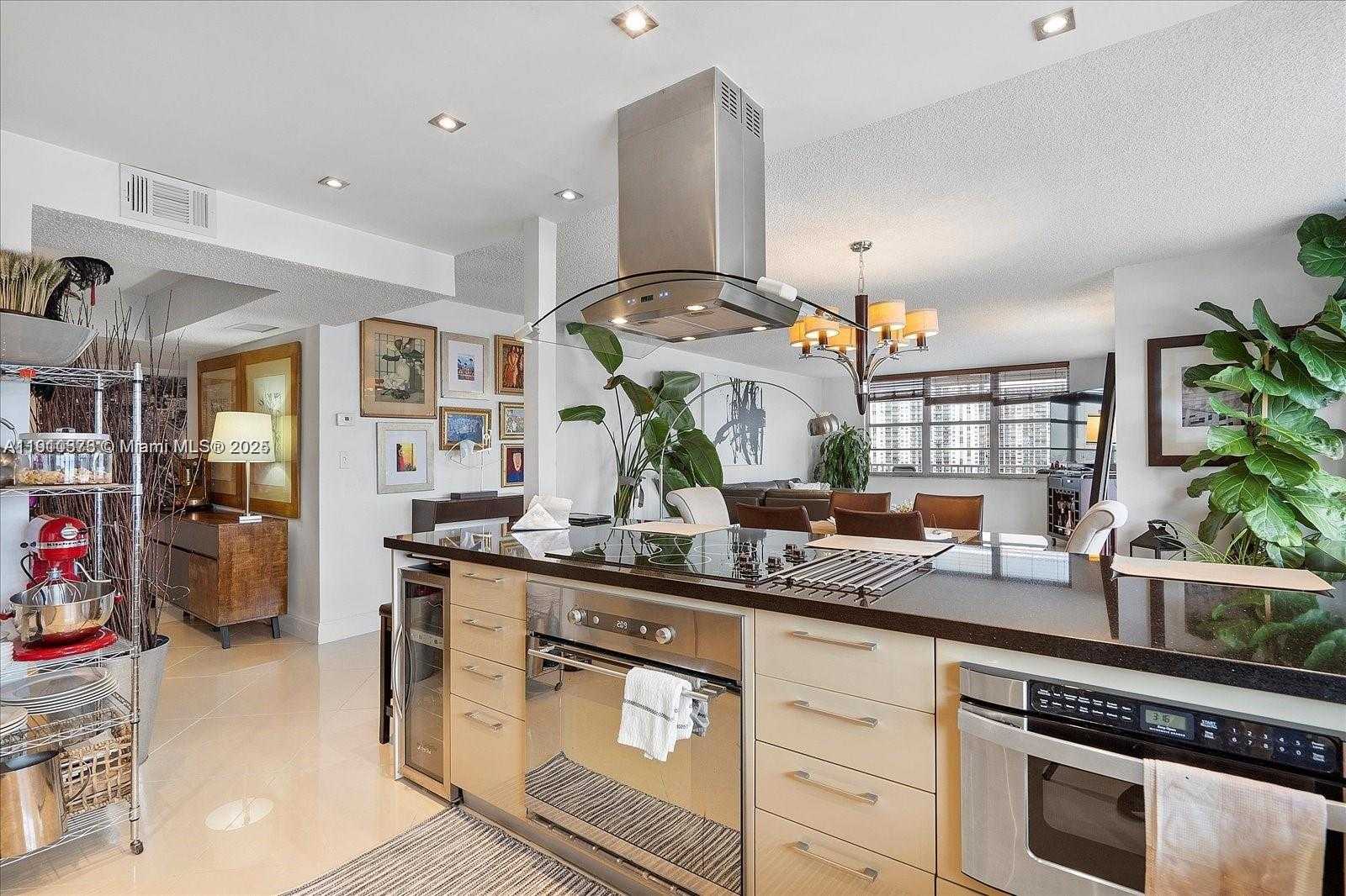 Small Image of 2851 NORTH EAST 183RD ST #1717E, Aventura Number 13