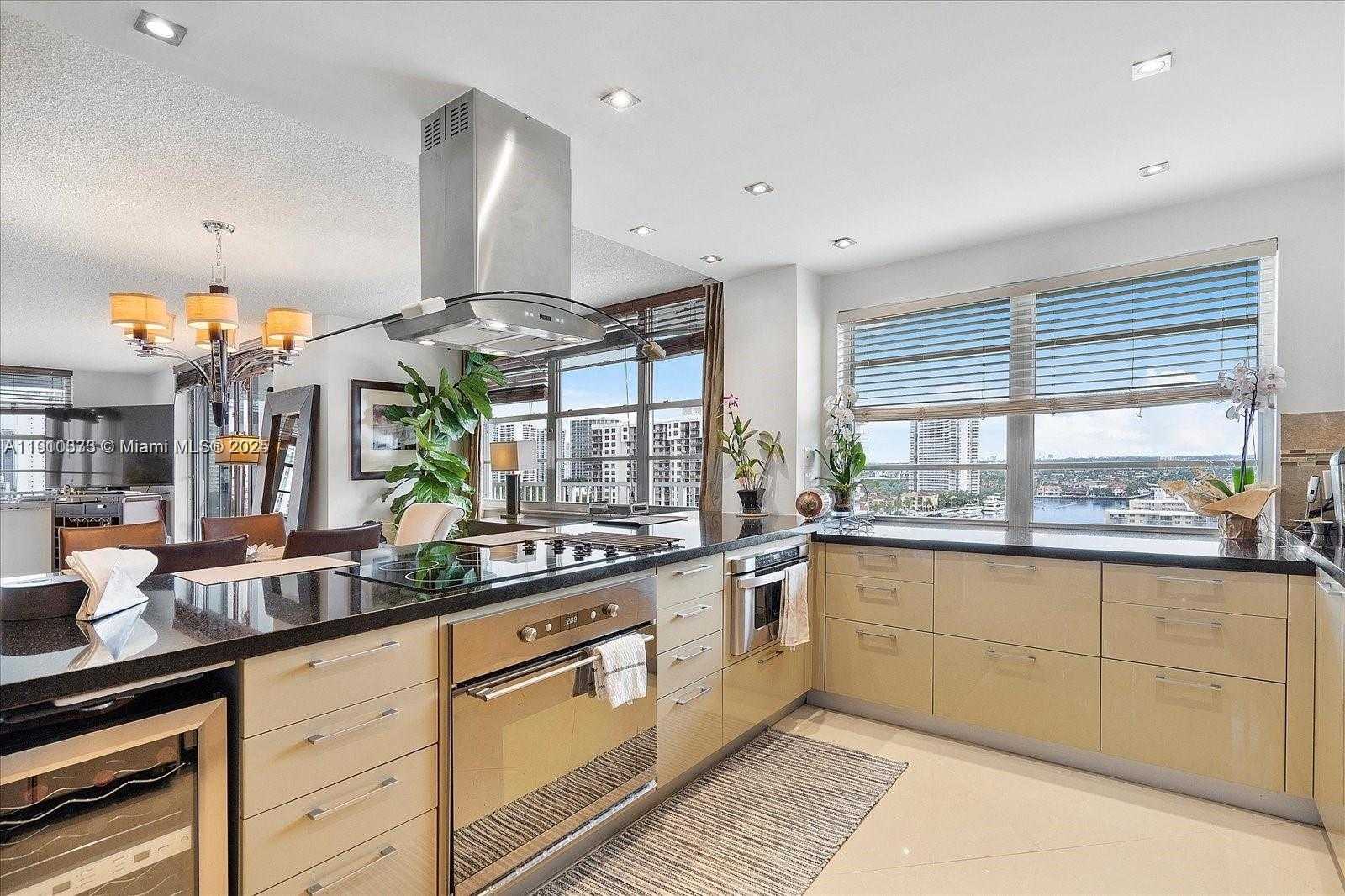 Small Image of 2851 NORTH EAST 183RD ST #1717E, Aventura Number 14