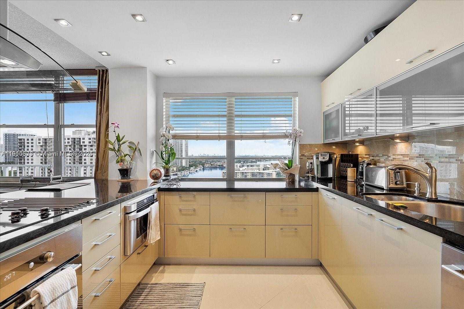 Small Image of 2851 NORTH EAST 183RD ST #1717E, Aventura Number 16