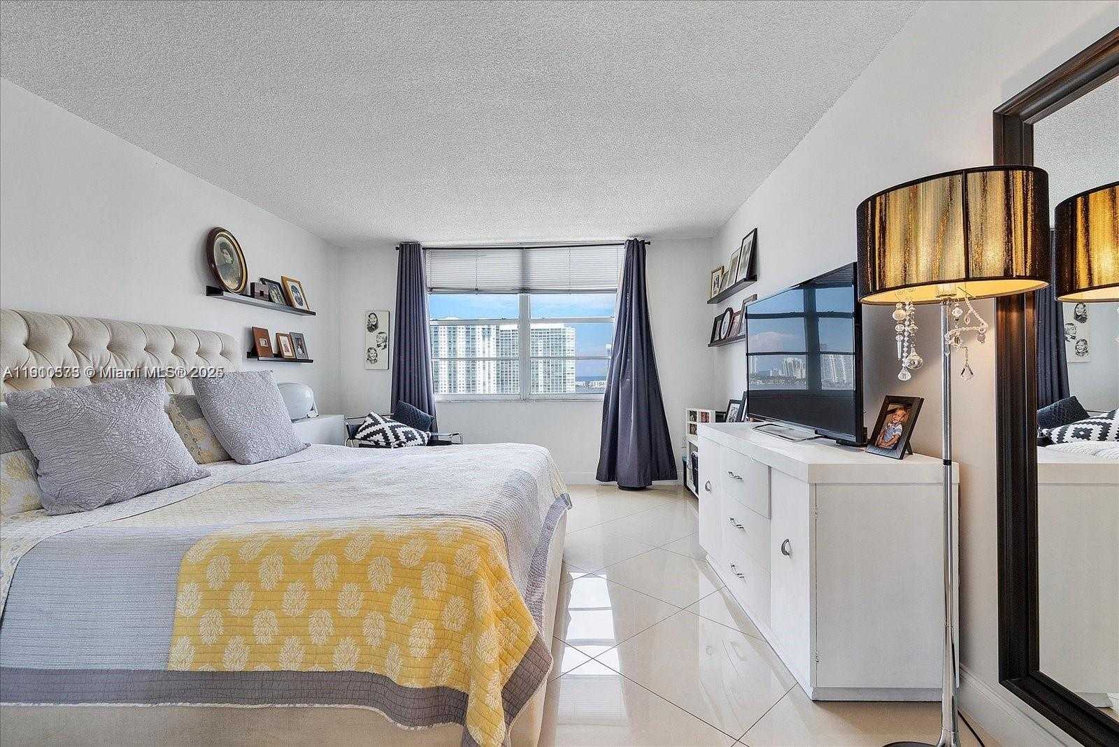Small Image of 2851 NORTH EAST 183RD ST #1717E, Aventura Number 20
