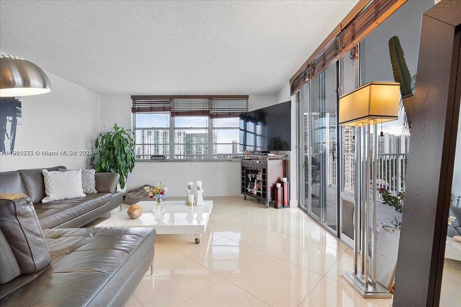 Small Image of 2851 NORTH EAST 183RD ST #1717E, Aventura Number 25