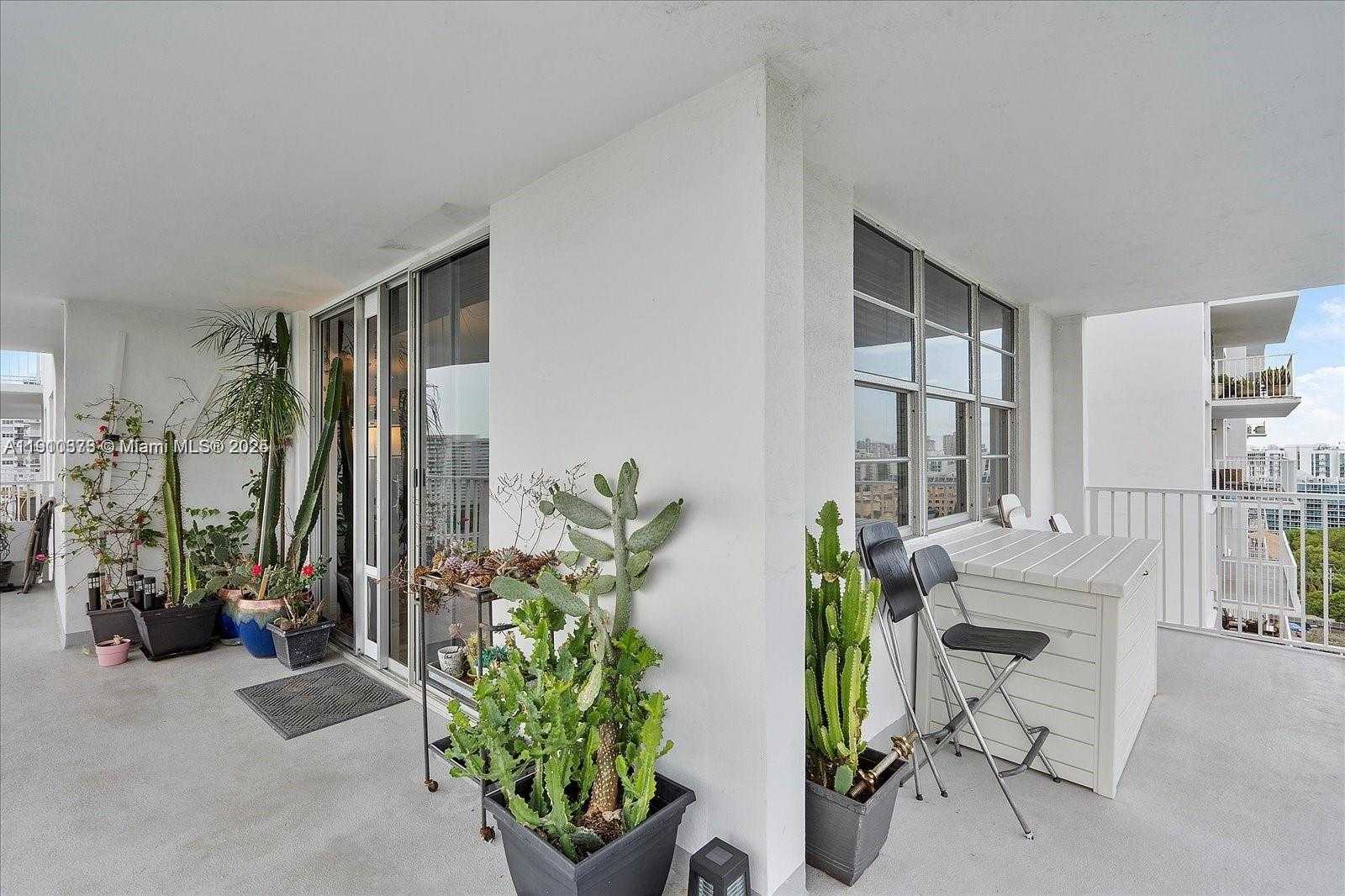 Small Image of 2851 NORTH EAST 183RD ST #1717E, Aventura Number 28