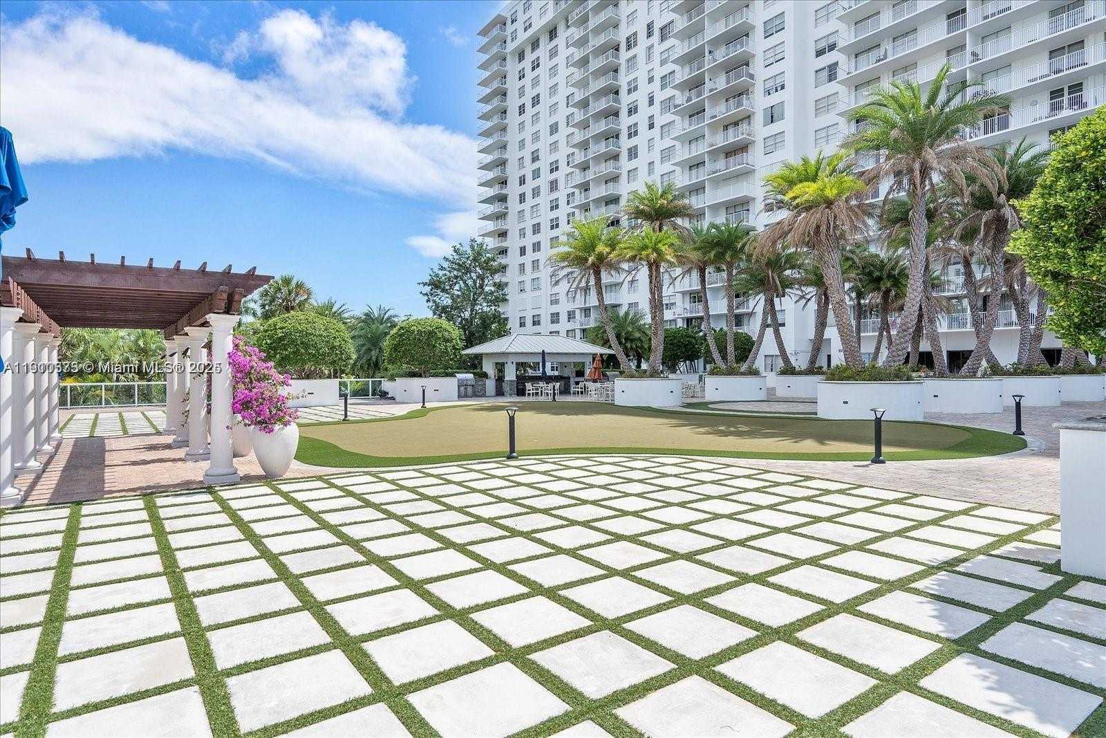 Small Image of 2851 NORTH EAST 183RD ST #1717E, Aventura Number 32