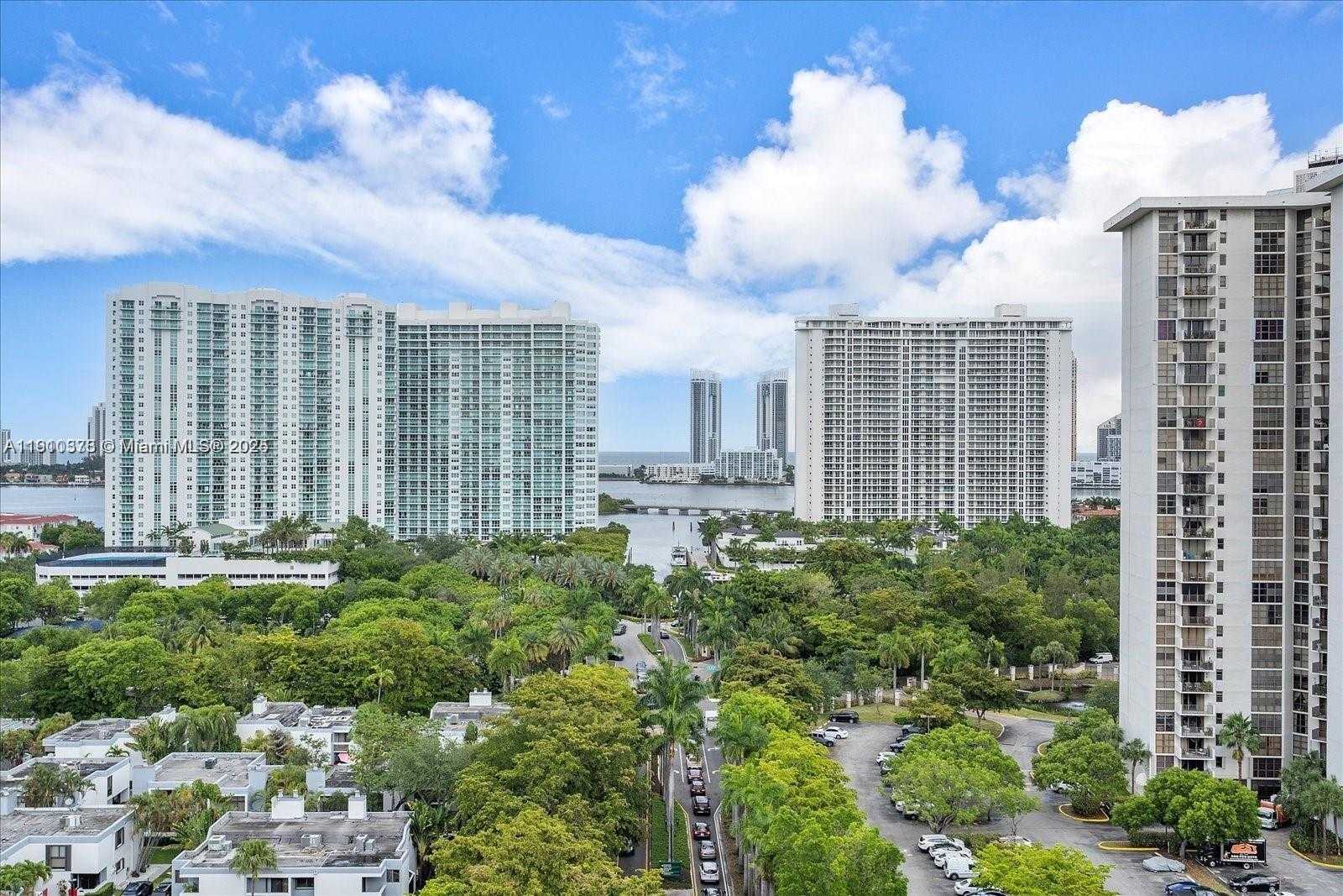 Small Image of 2851 NORTH EAST 183RD ST #1717E, Aventura Number 5