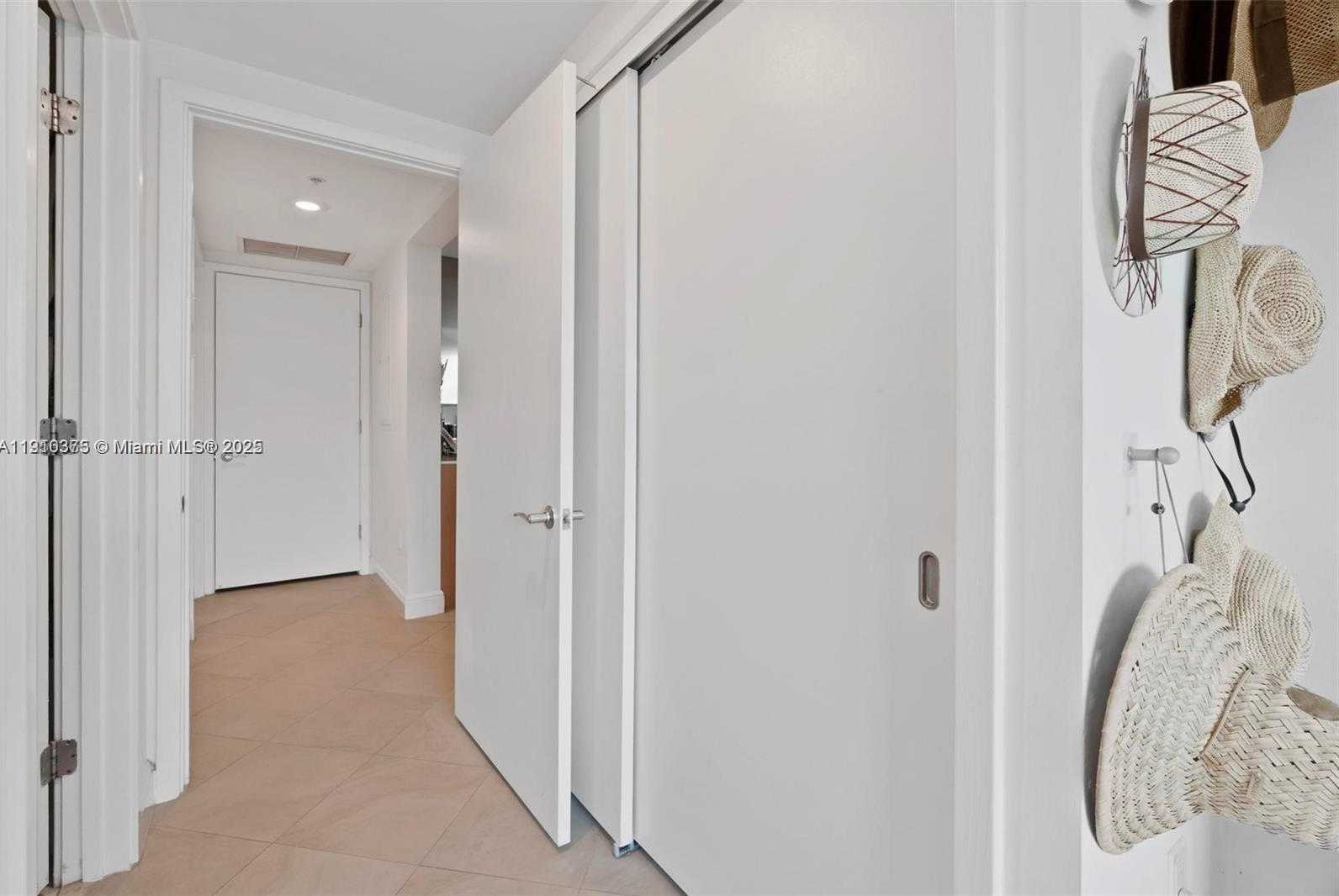 Small Image of 218 SOUTH EAST 14TH ST #1003, Miami Number 22