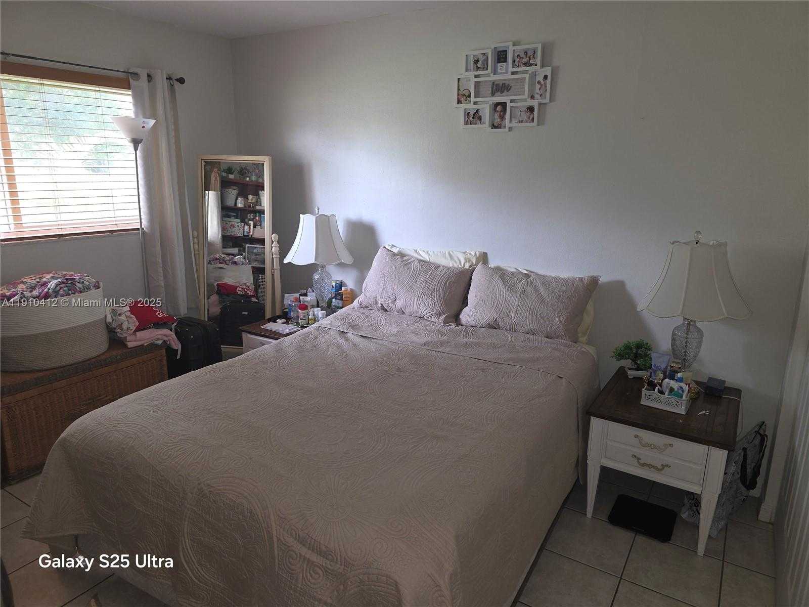 Small Image of Miami Lakes Number 10