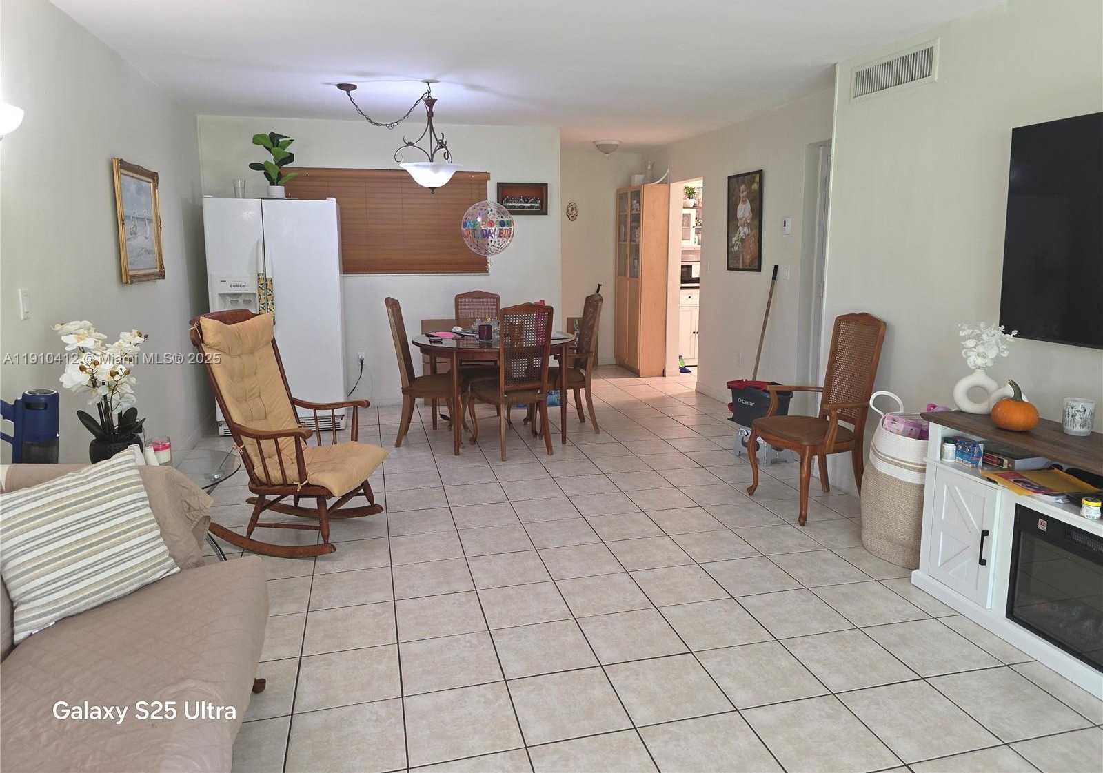 Small Image of Miami Lakes Number 5