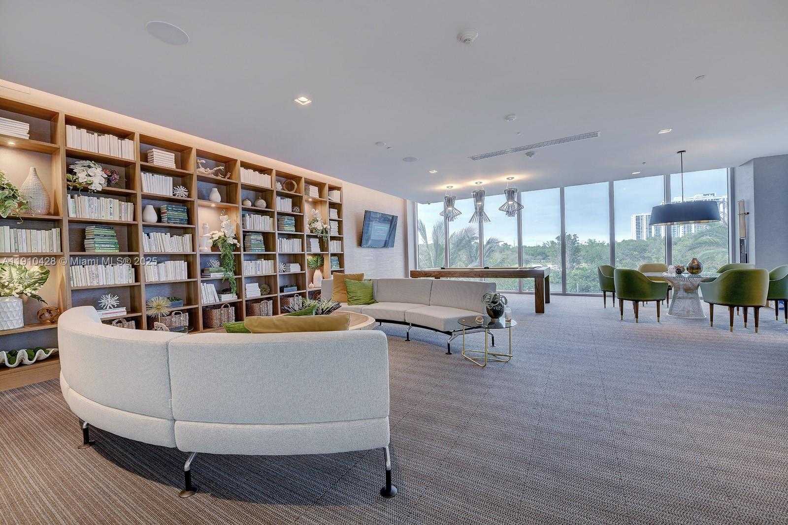 Small Image of 16385 BISCAYNE BLVD #1219, North Miami Beach Number 21