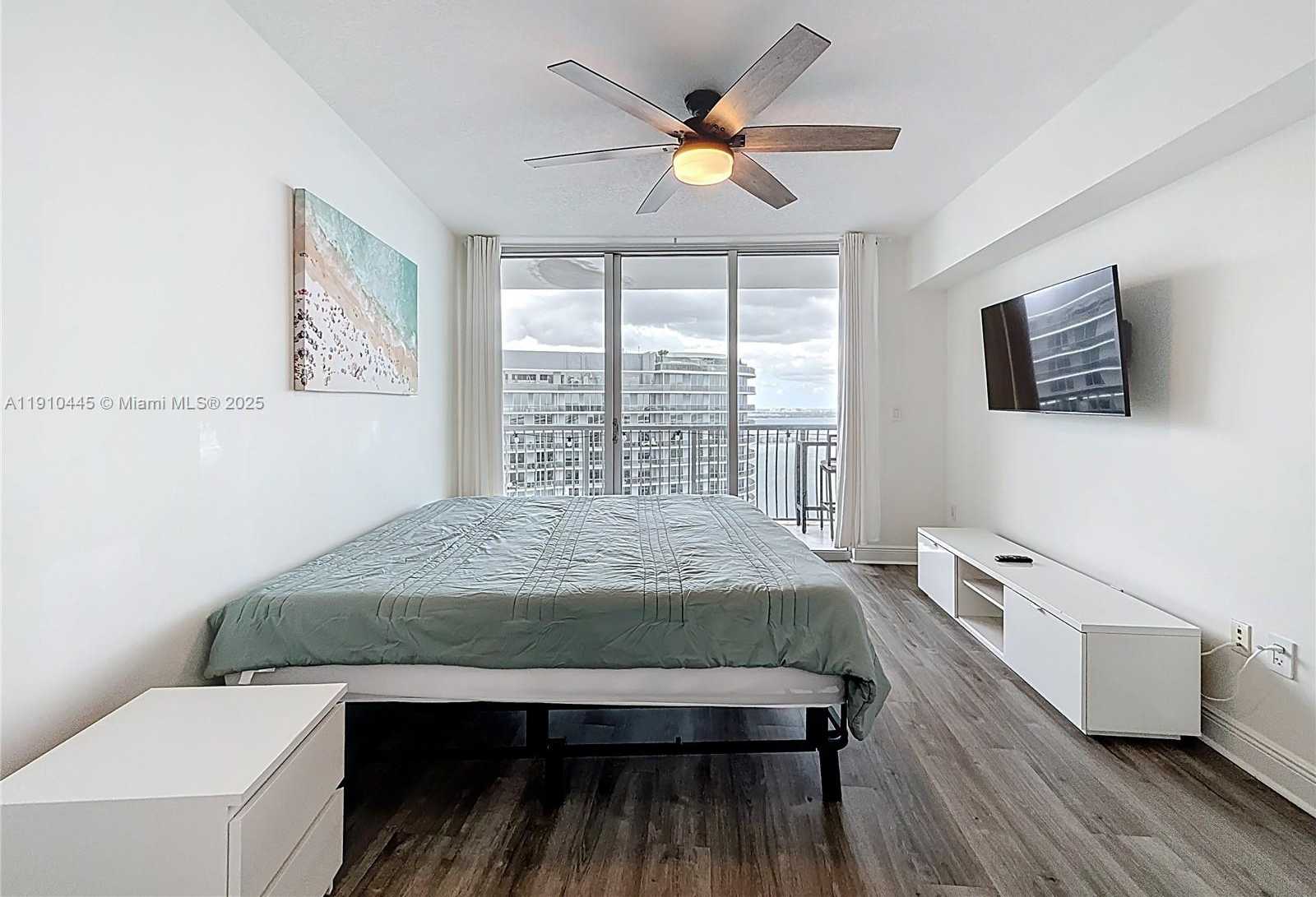 Small Image of 1750 NORTH BAYSHORE DR #5503, Miami Number 15