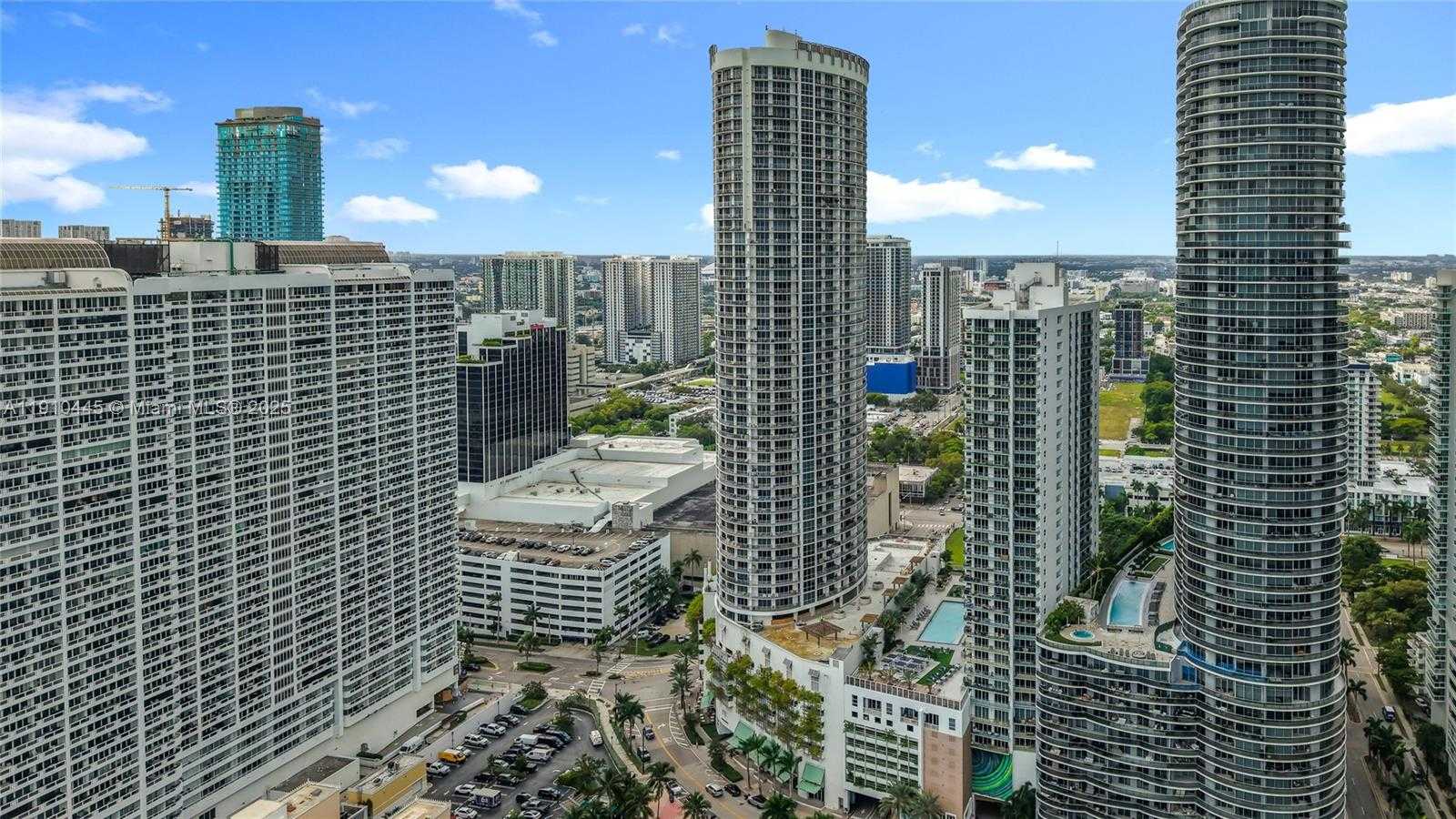Small Image of 1750 NORTH BAYSHORE DR #5503, Miami Number 31