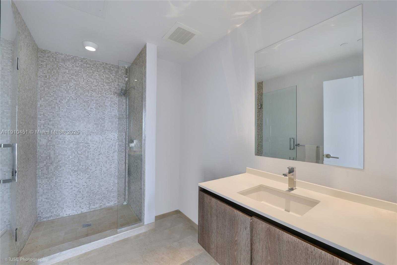 Small Image of 88 SOUTH WEST 7TH ST #2602, Miami Number 15
