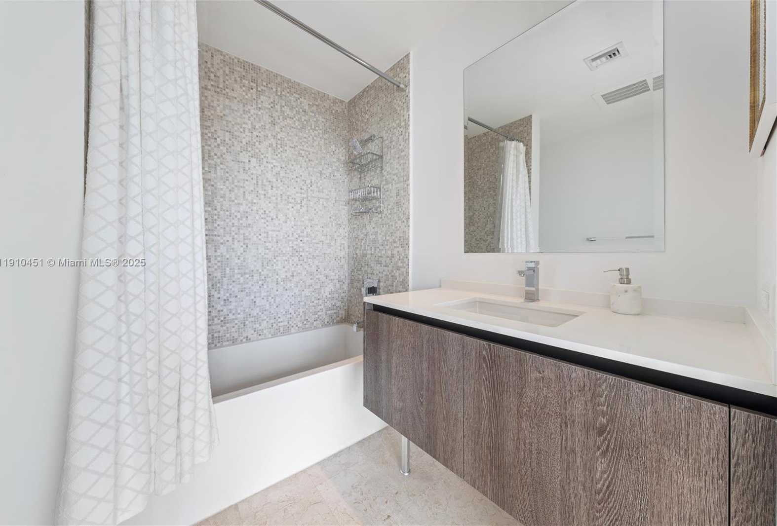 Small Image of 88 SOUTH WEST 7TH ST #2602, Miami Number 16