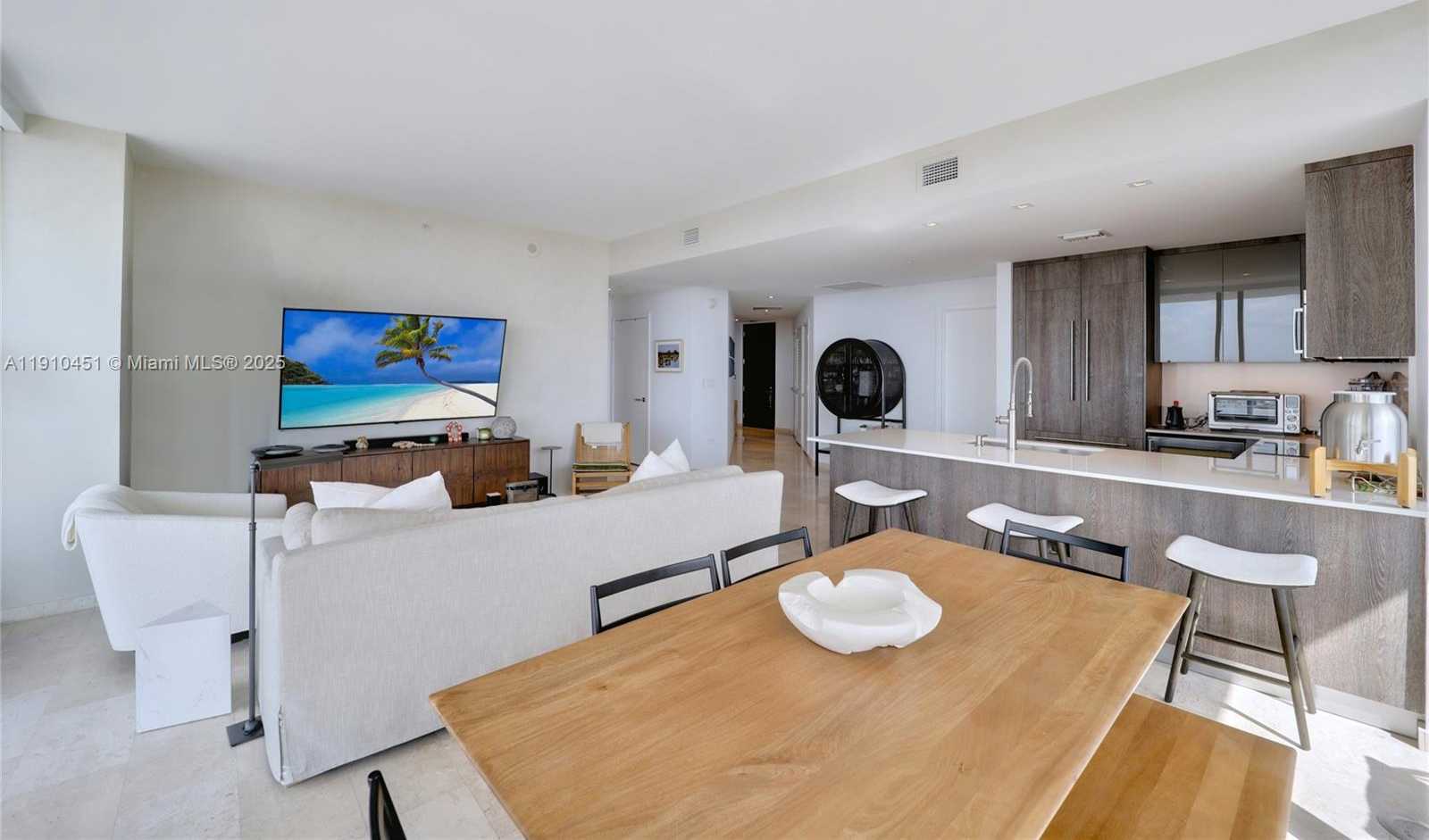 Small Image of 88 SOUTH WEST 7TH ST #2602, Miami Number 2