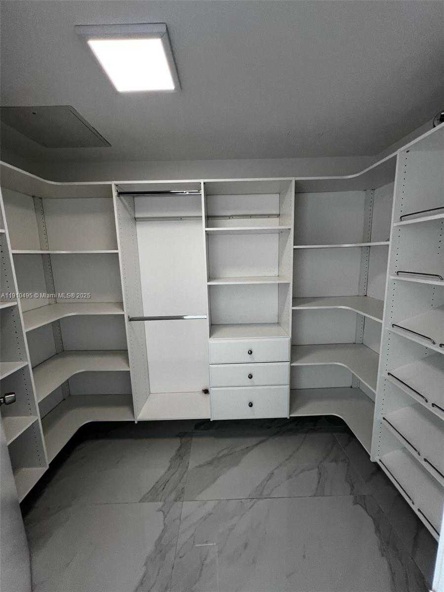 Small Image of 330 SUNNY ISLES BLVD #5-1008, Sunny Isles Beach Number 17