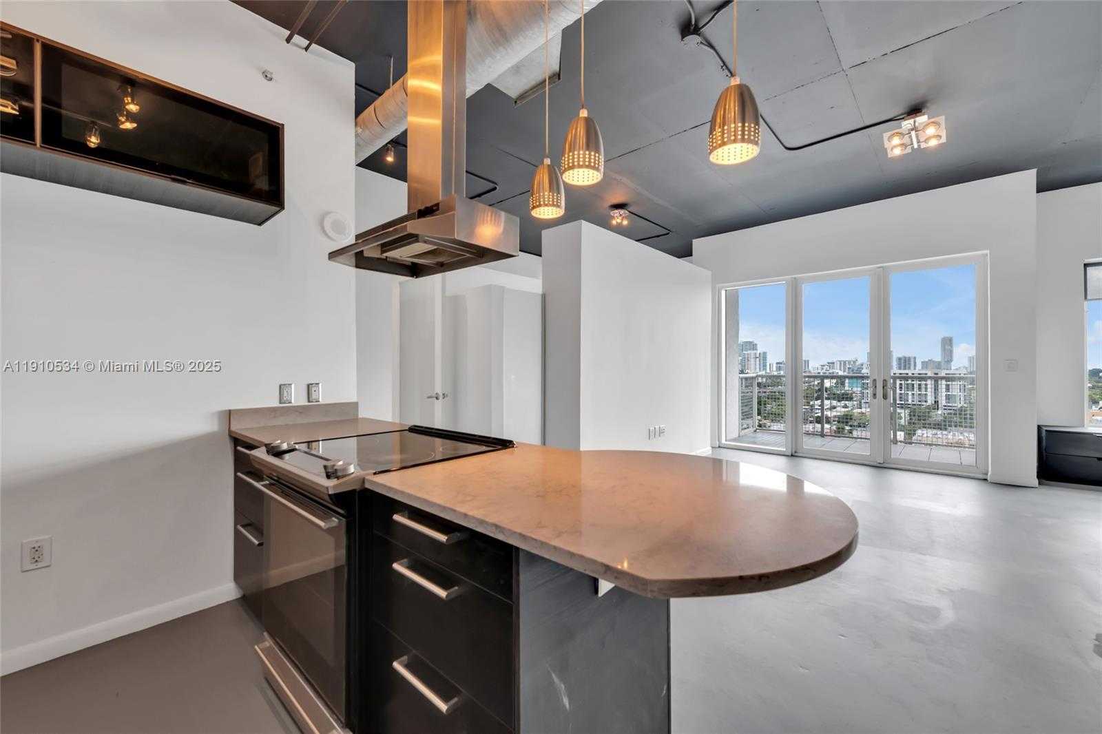 Small Image of 10 SOUTH WEST SOUTH RIVER DR #1509, Miami Number 10