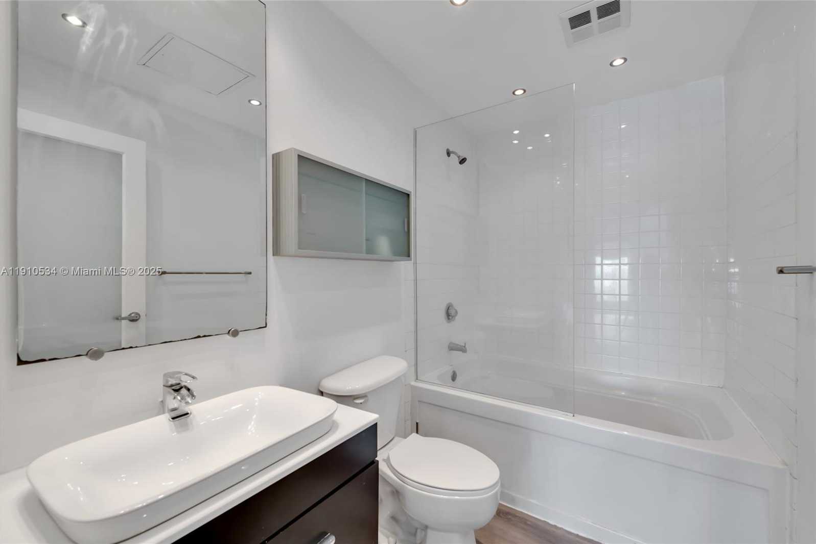 Small Image of 10 SOUTH WEST SOUTH RIVER DR #1509, Miami Number 20