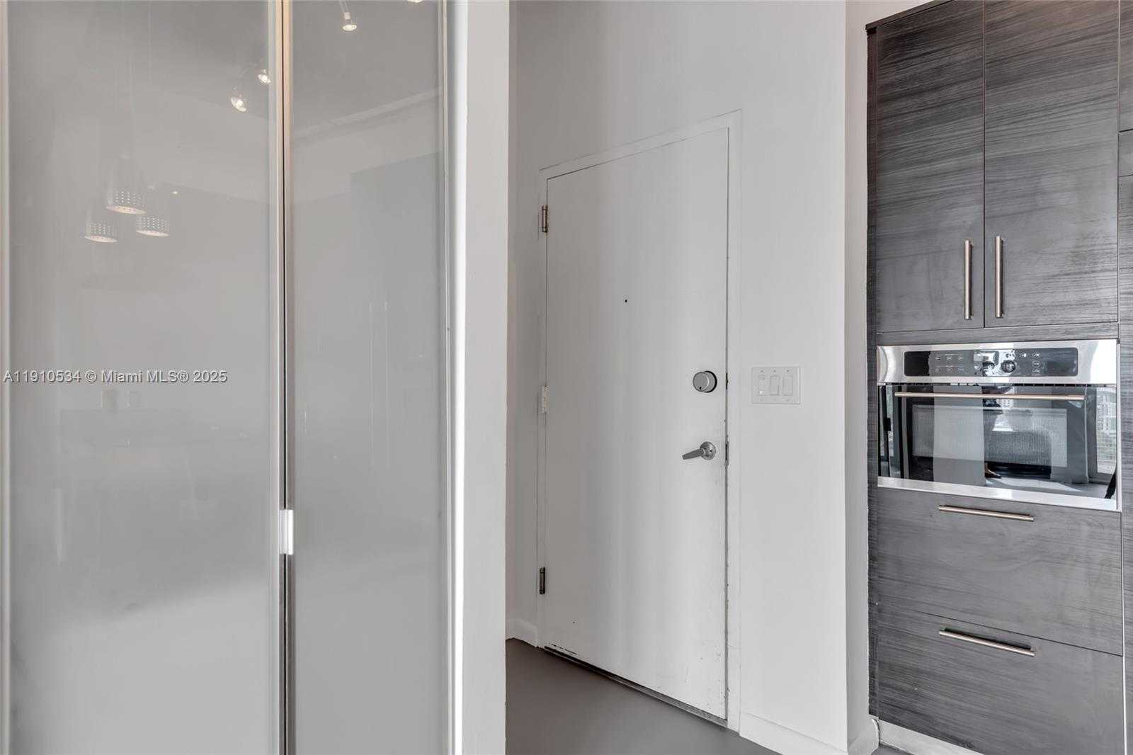 Small Image of 10 SOUTH WEST SOUTH RIVER DR #1509, Miami Number 7