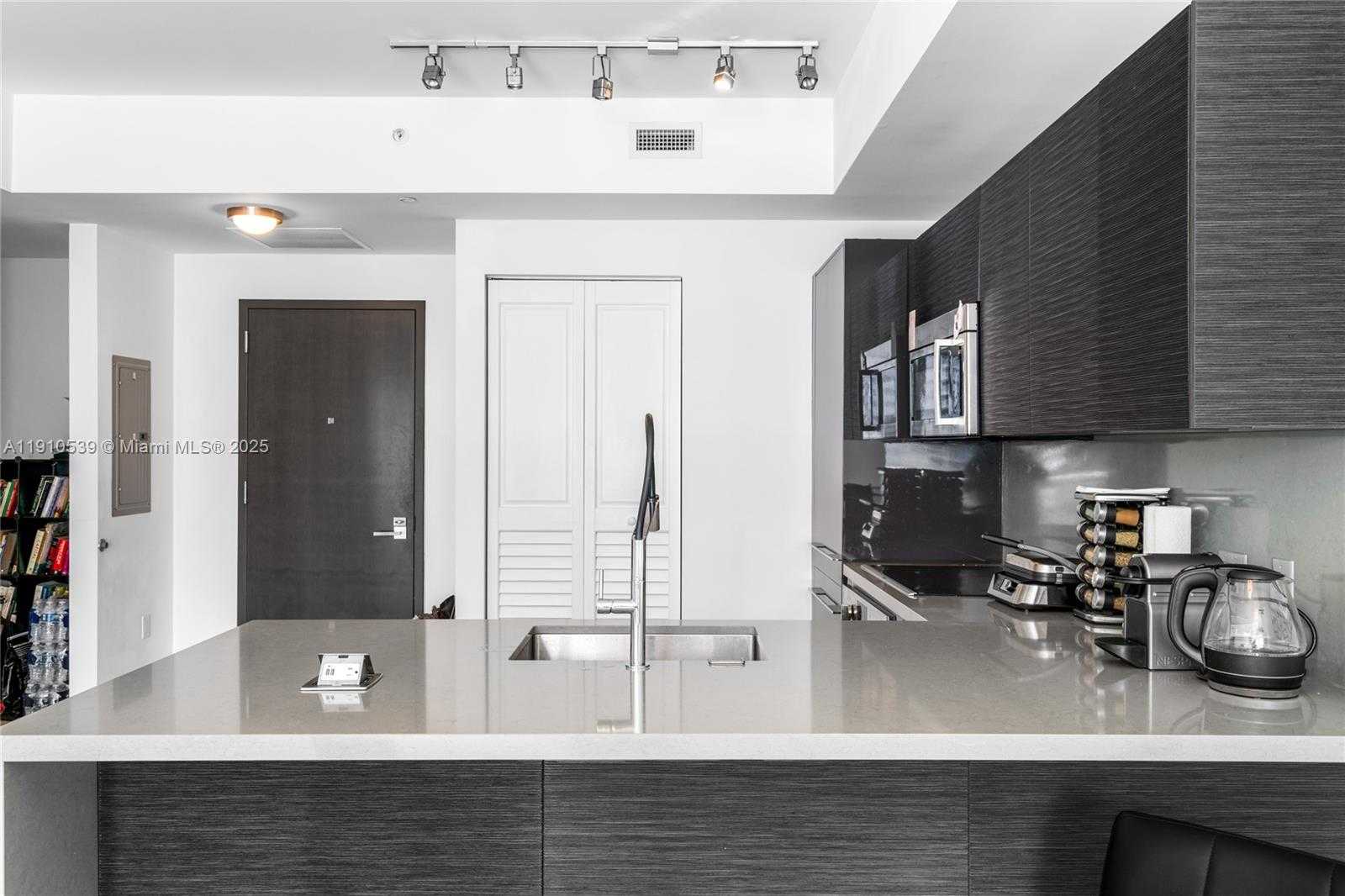 Small Image of 1080 BRICKELL AVE #1502, Miami Number 10