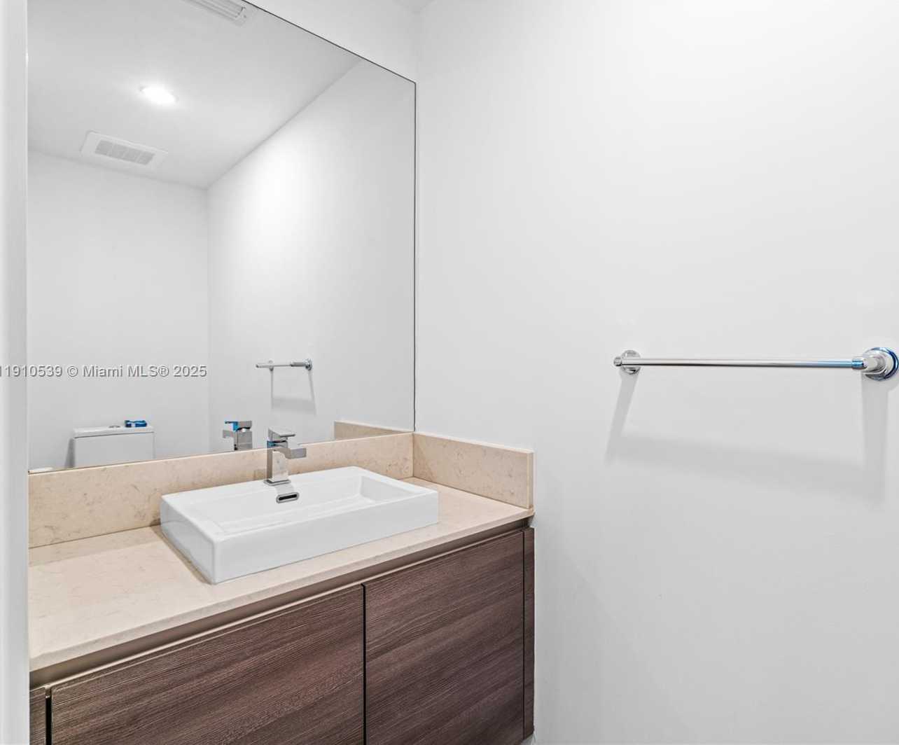 Small Image of 1080 BRICKELL AVE #1502, Miami Number 16