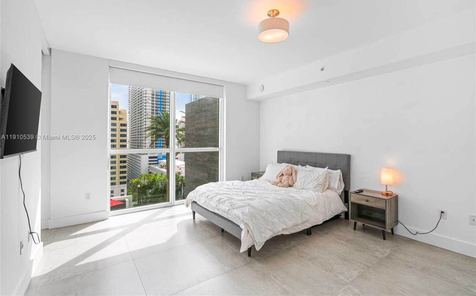 Small Image of 1080 BRICKELL AVE #1502, Miami Number 19