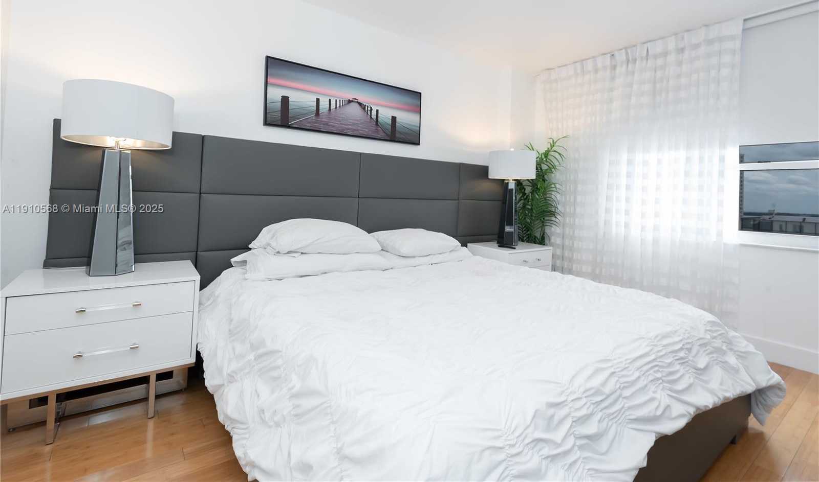 Small Image of 701 BRICKELL KEY BLVD #1912, Miami Number 15