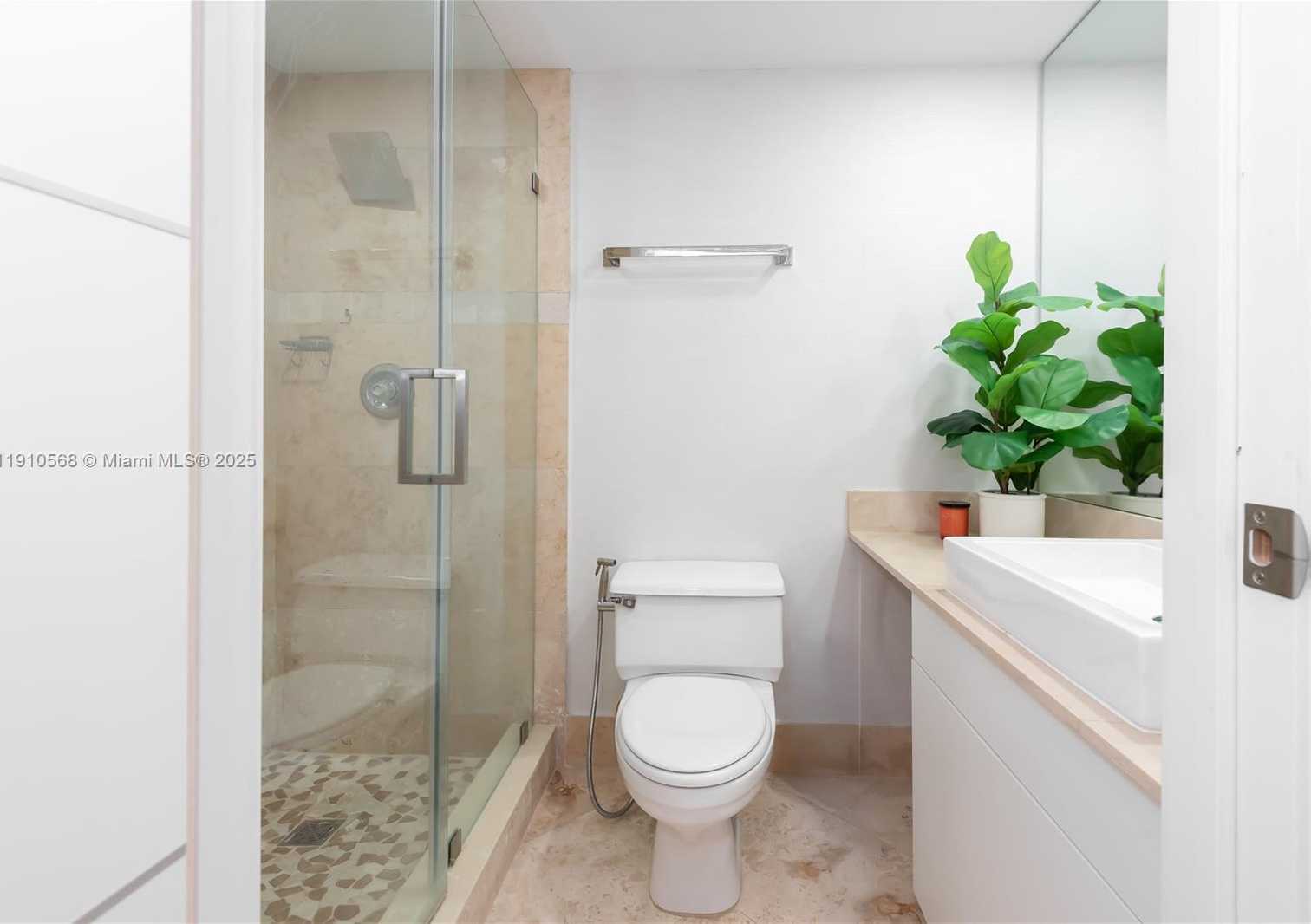 Small Image of 701 BRICKELL KEY BLVD #1912, Miami Number 20