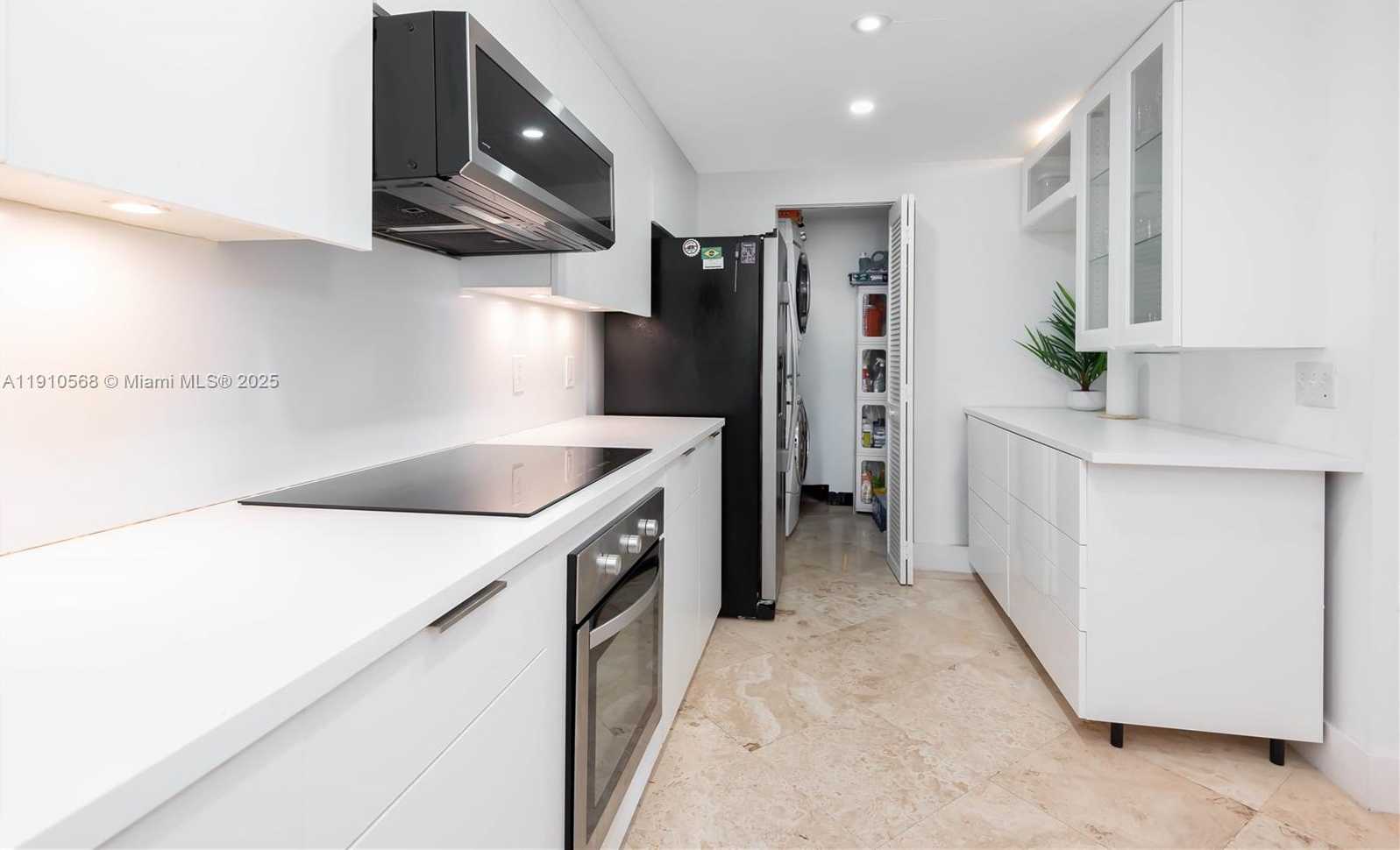 Small Image of 701 BRICKELL KEY BLVD #1912, Miami Number 36