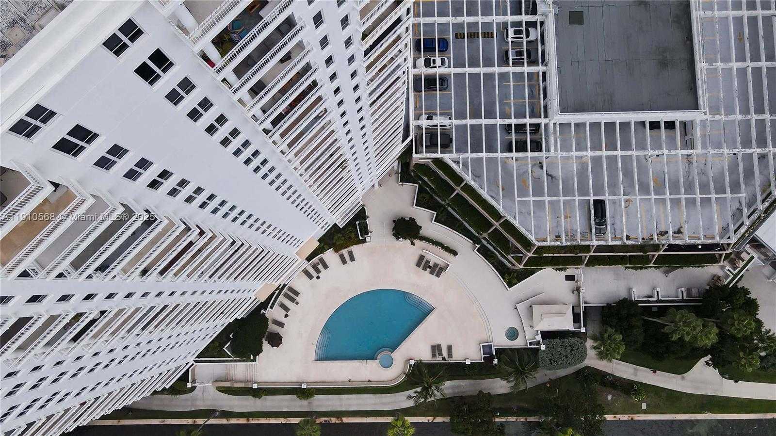 Small Image of 701 BRICKELL KEY BLVD #1912, Miami Number 43
