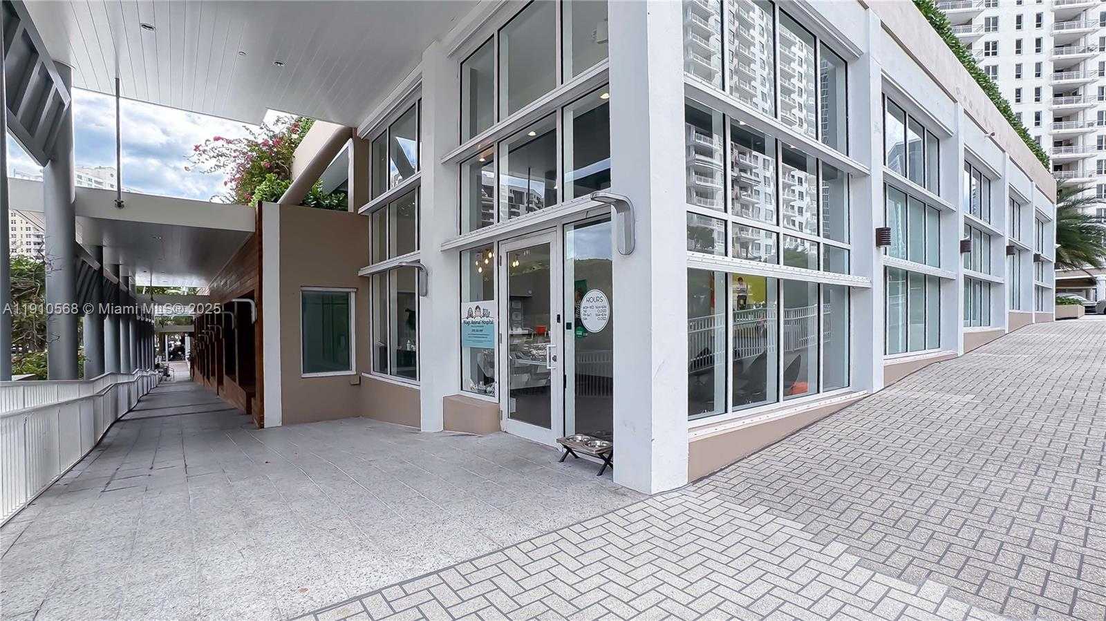 Small Image of 701 BRICKELL KEY BLVD #1912, Miami Number 62