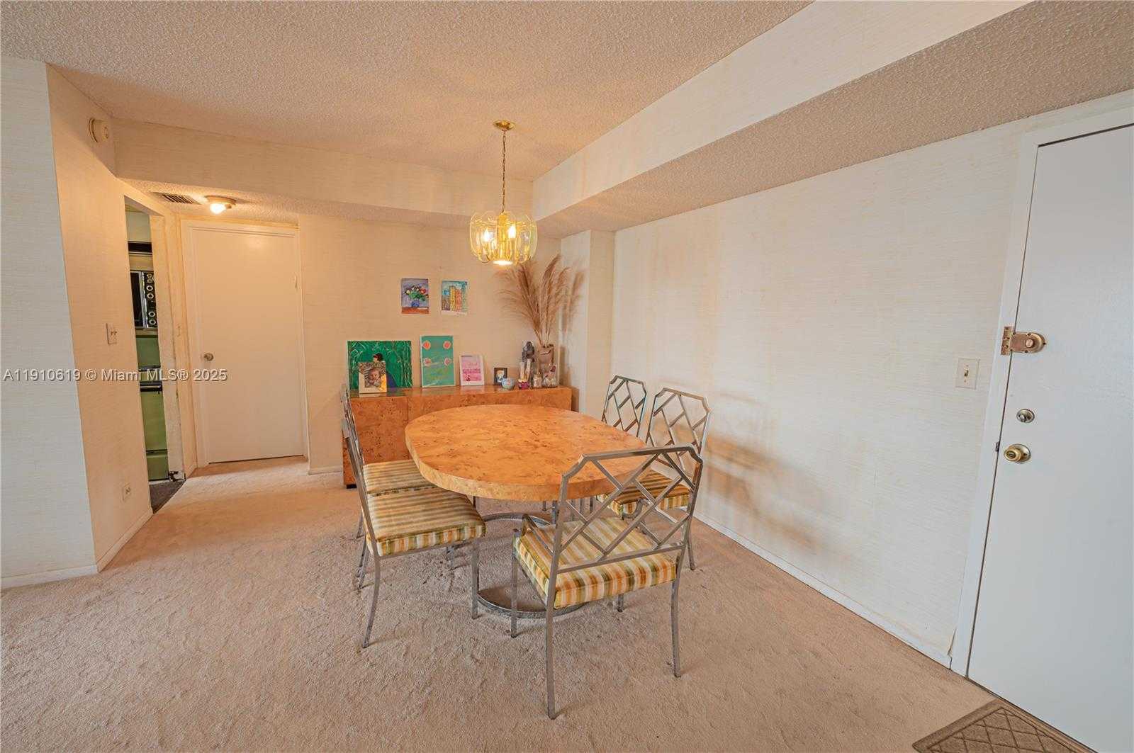 Small Image of 301 174TH ST #1917, Sunny Isles Beach Number 5