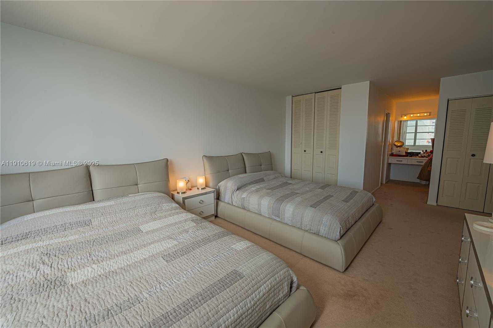 Small Image of 301 174TH ST #1917, Sunny Isles Beach Number 9