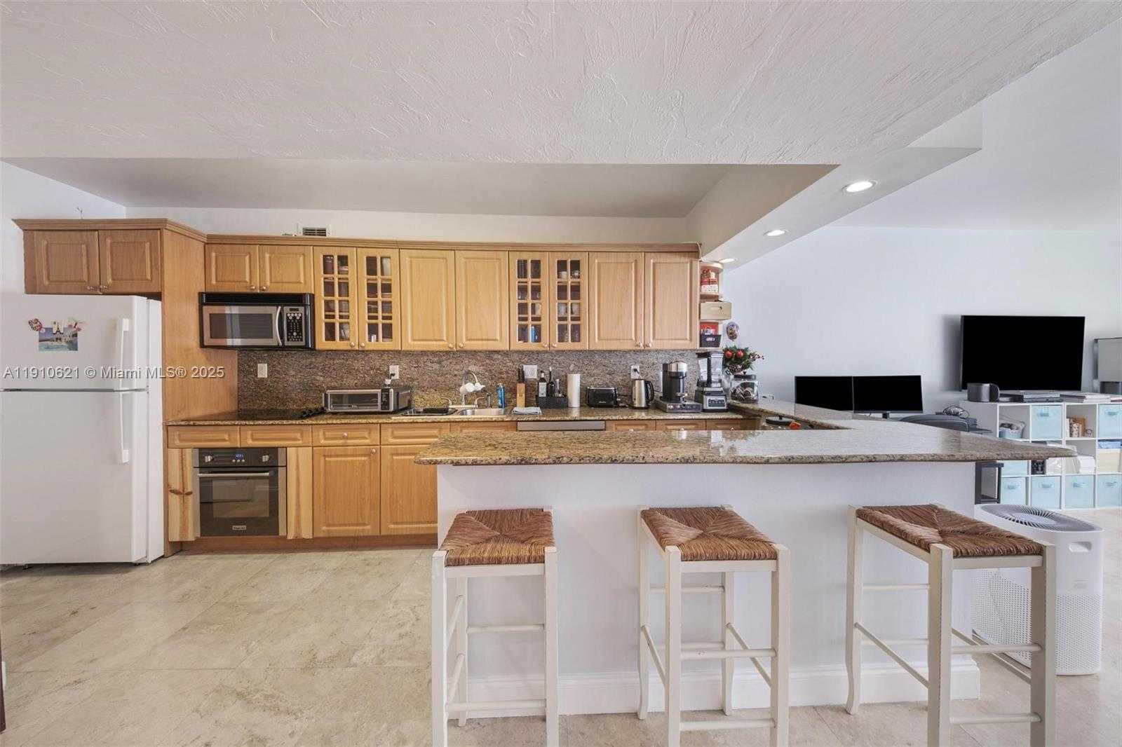 Small Image of 100 LINCOLN RD #624, Miami Beach Number 7