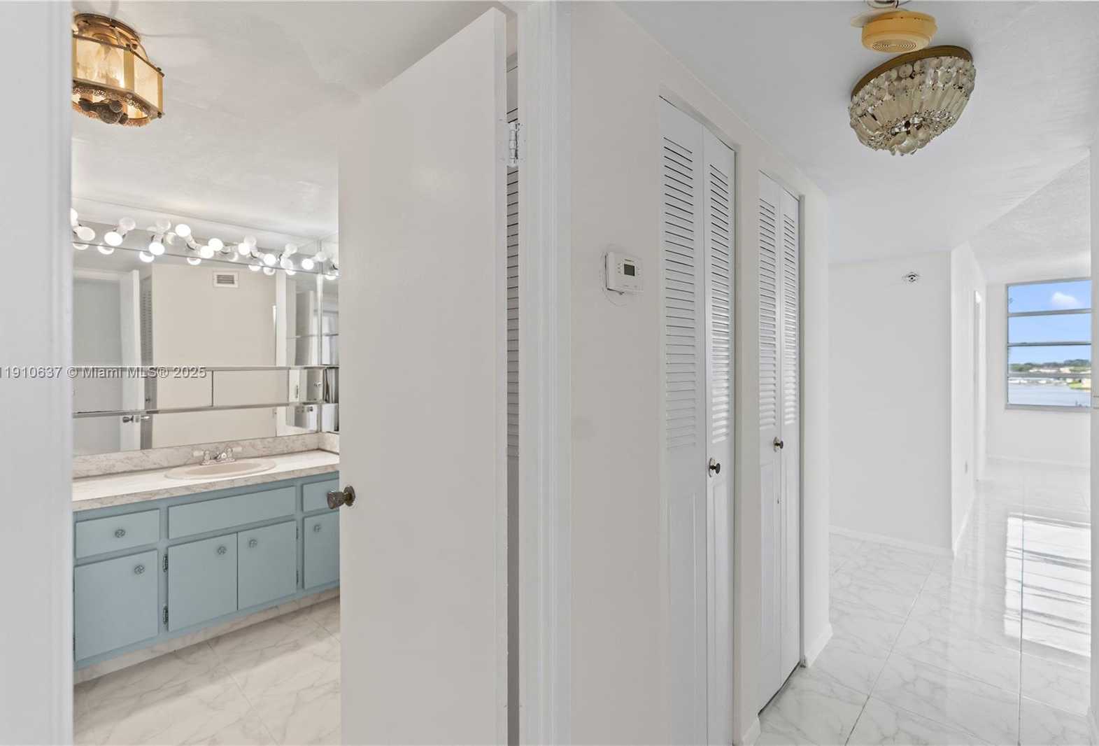 Small Image of 1351 NORTH EAST MIAMI GARDENS DR #406E, Miami Number 14