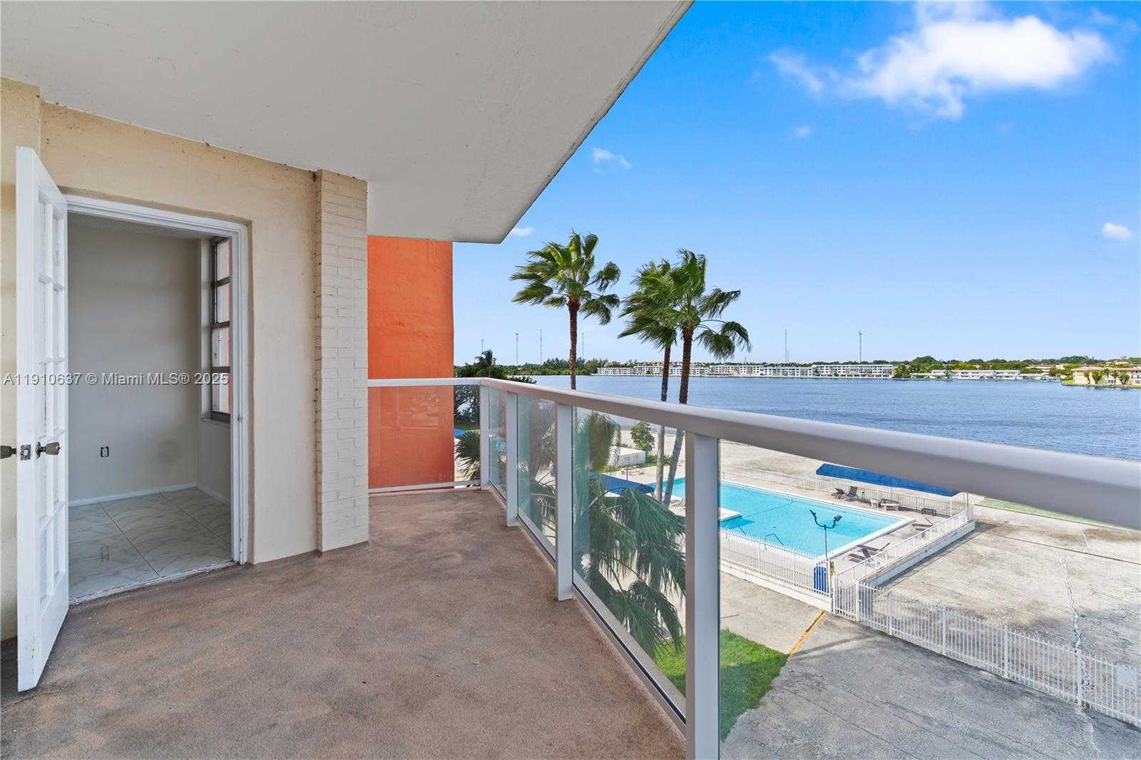 Small Image of 1351 NORTH EAST MIAMI GARDENS DR #406E, Miami Number 2