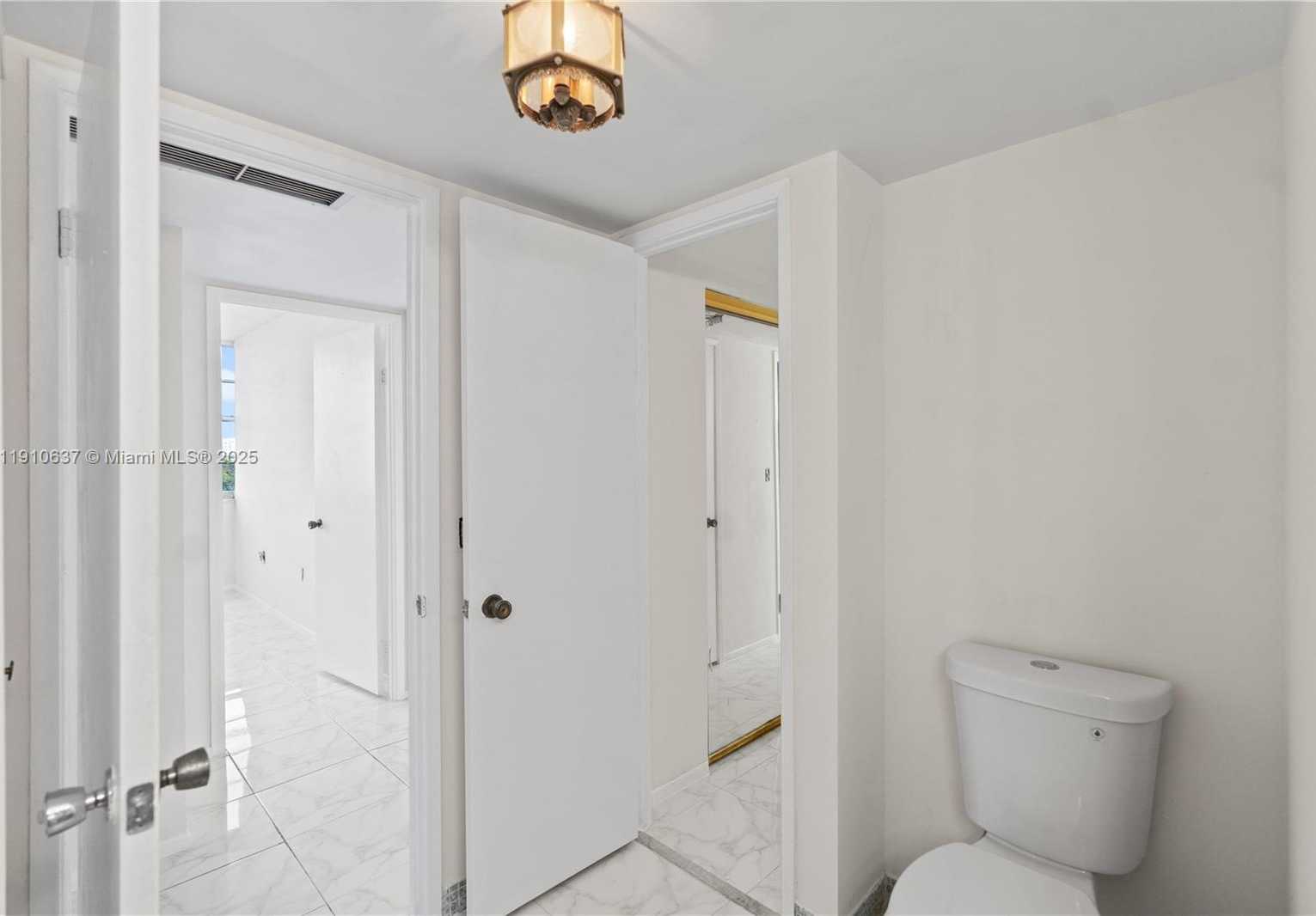 Small Image of 1351 NORTH EAST MIAMI GARDENS DR #406E, Miami Number 23