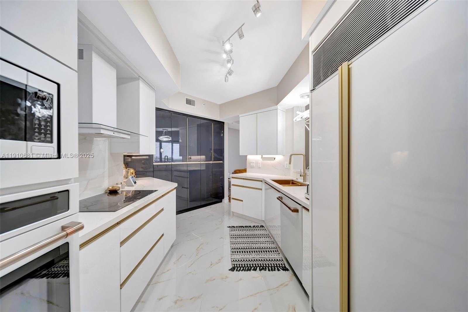 Small Image of 6051 NORTH OCEAN DR #603, Hollywood Number 10