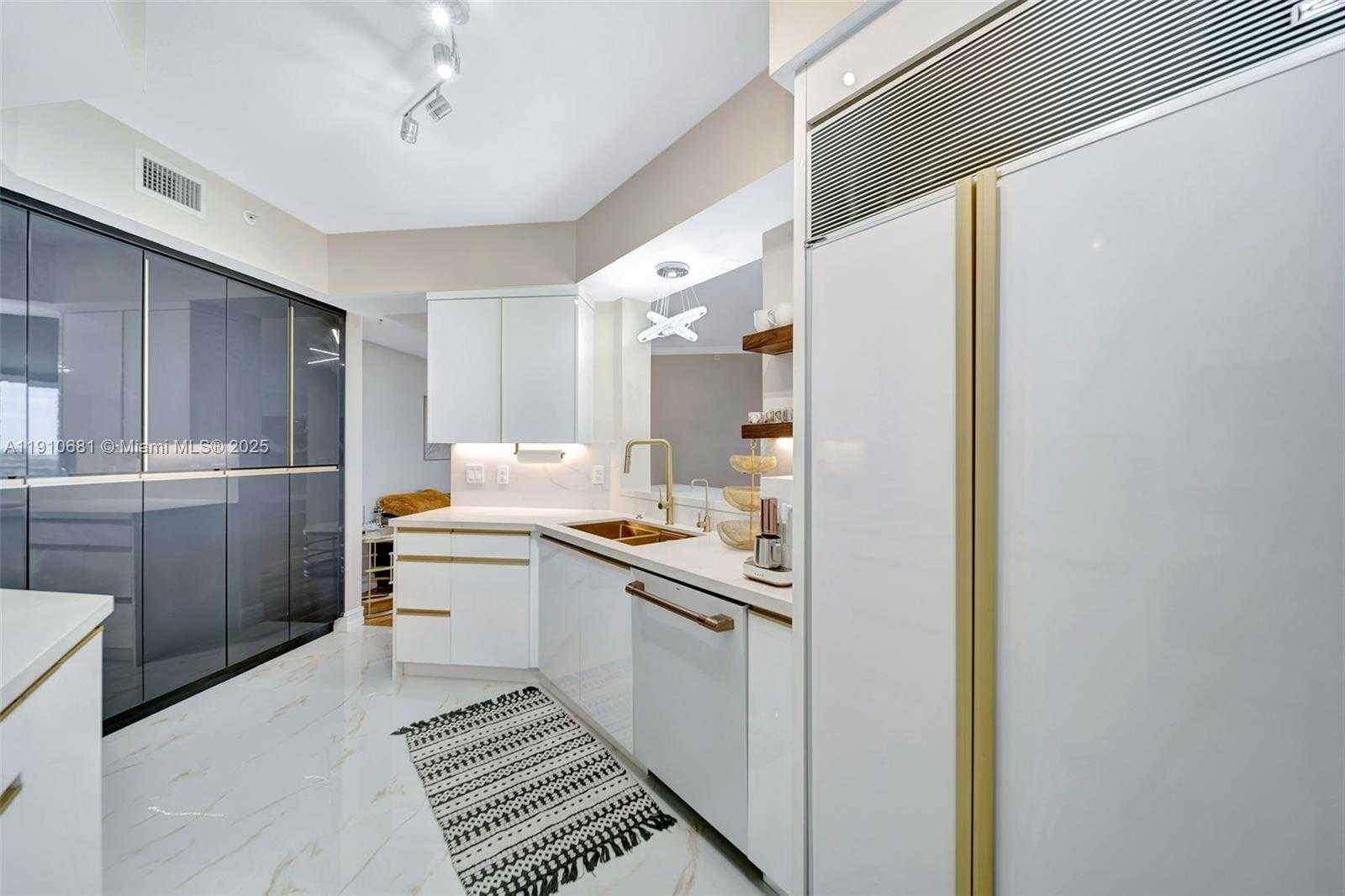 Small Image of 6051 NORTH OCEAN DR #603, Hollywood Number 8