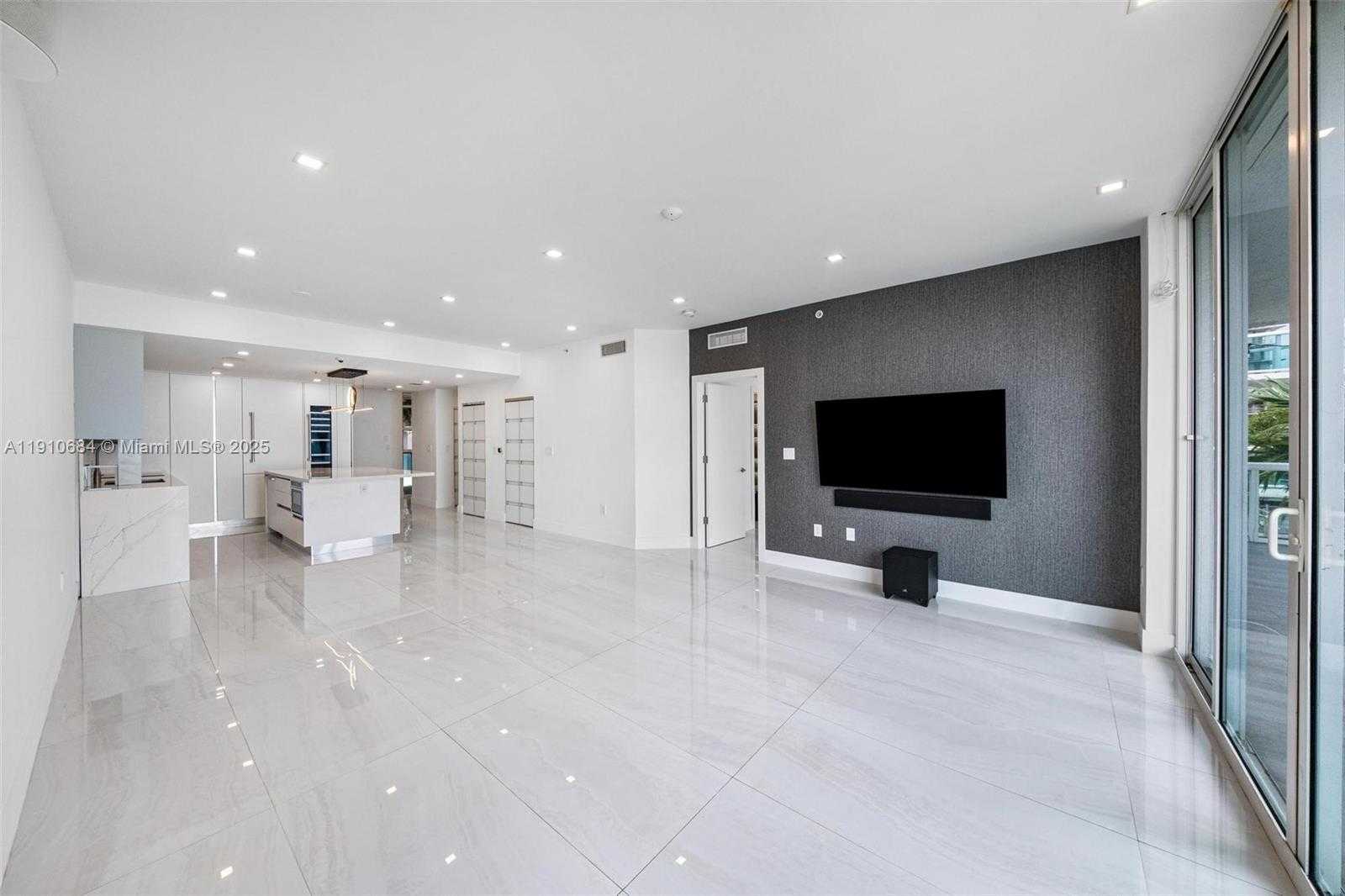 Small Image of 7918 HARBOUR ISLAND DR #207, North Bay Village Number 18