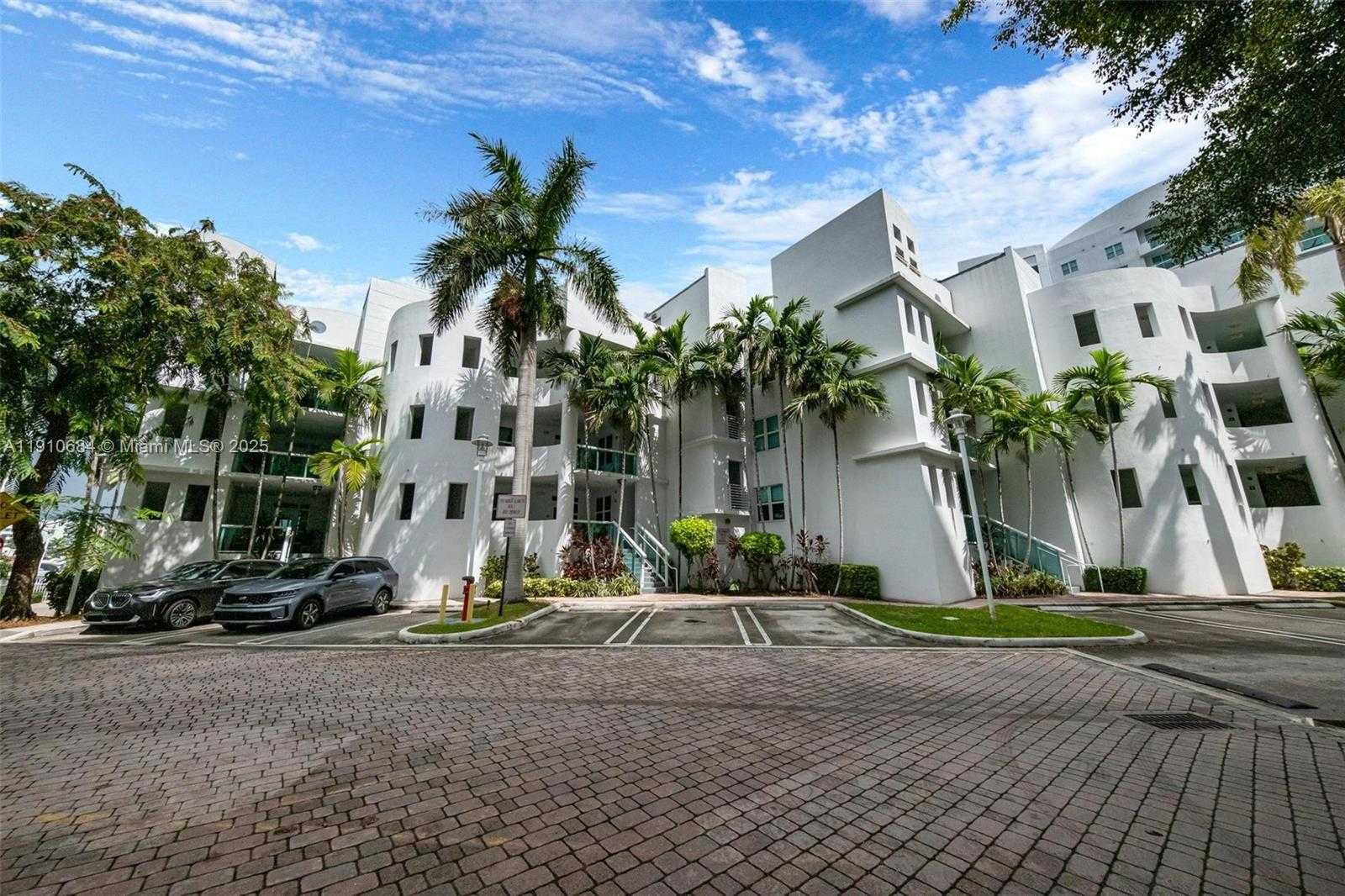 Small Image of 7918 HARBOUR ISLAND DR #207, North Bay Village Number 47